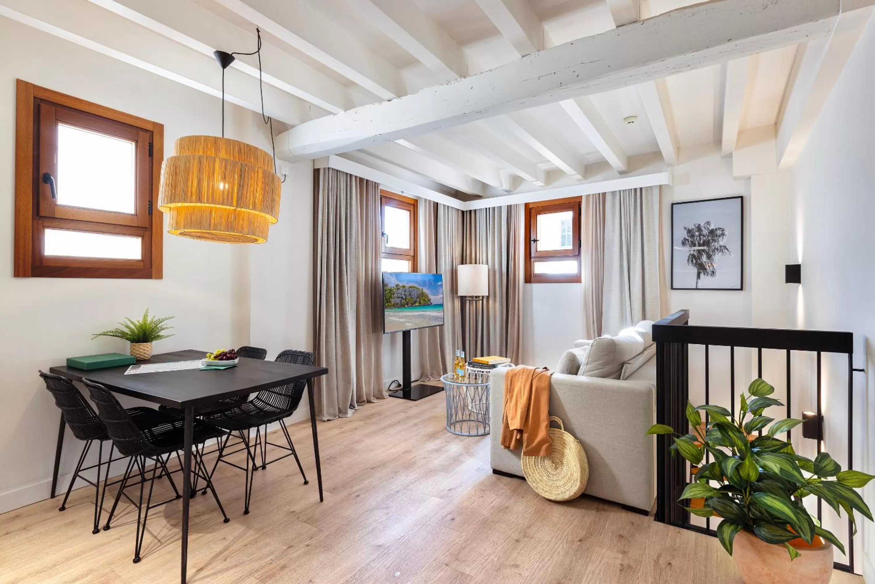 Living room in Samaritana Suites