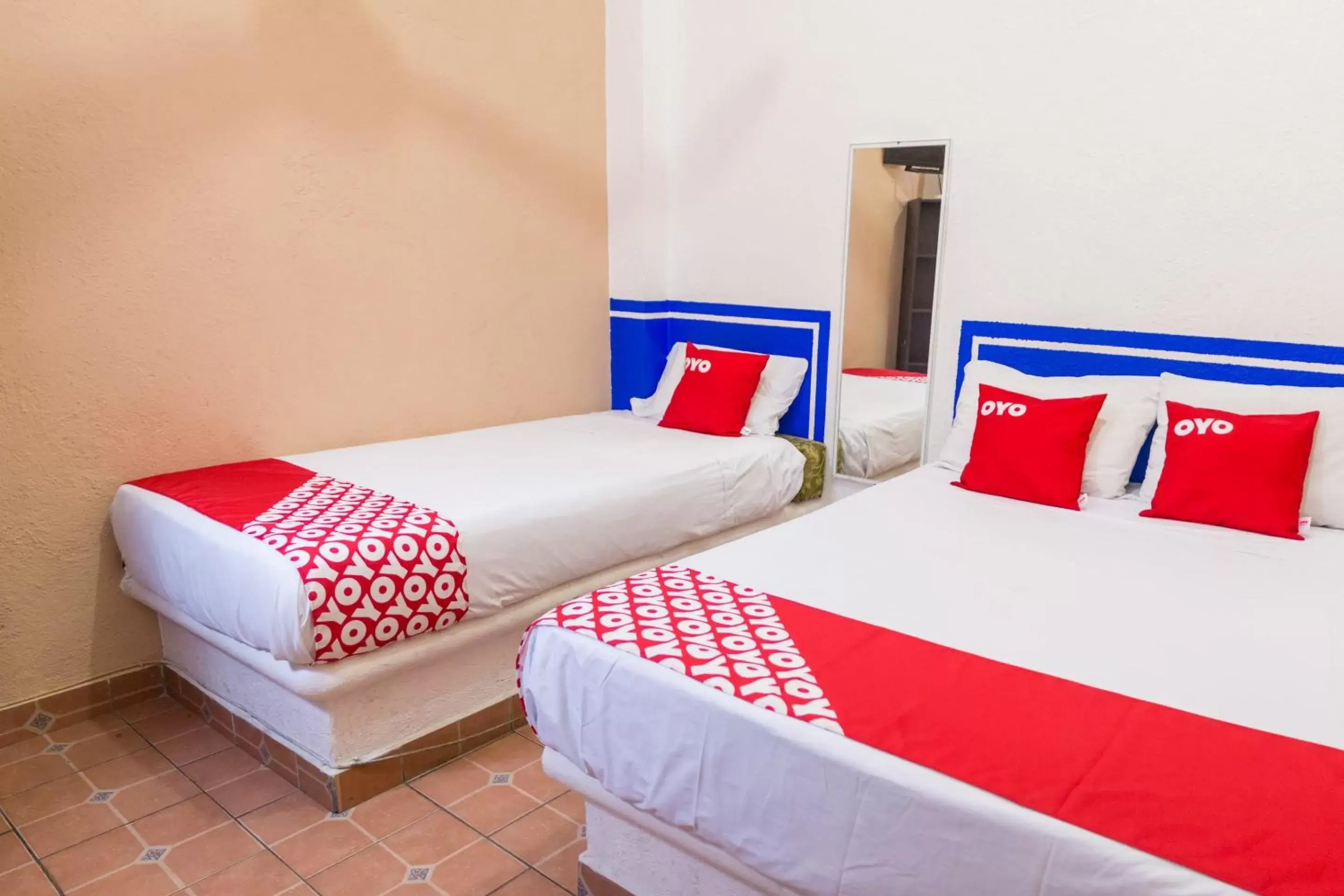 Standard Triple in Hotel Isis Standard Triple in Hotel Isis