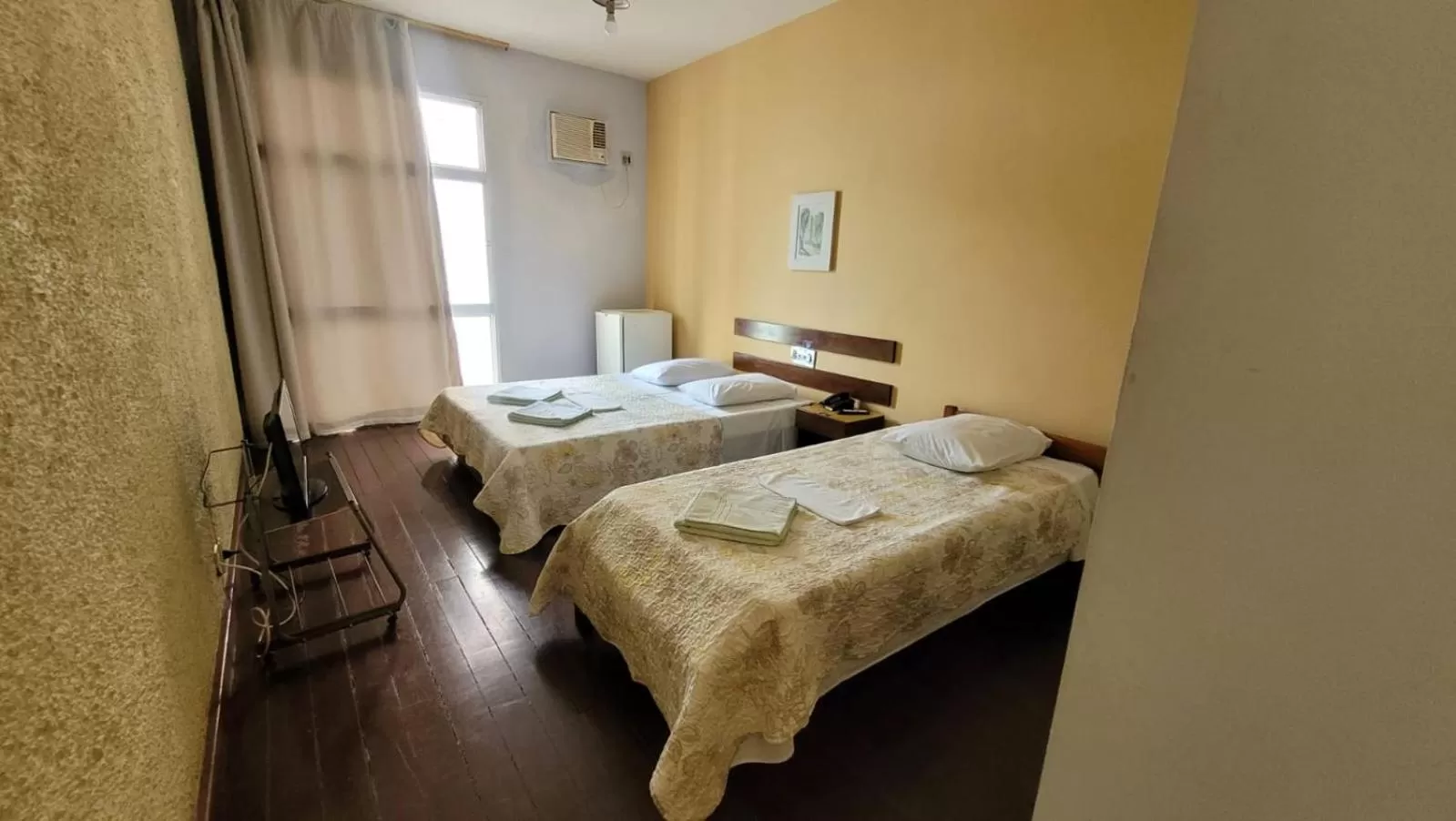 Bedroom, Bed in Hotur Hotel