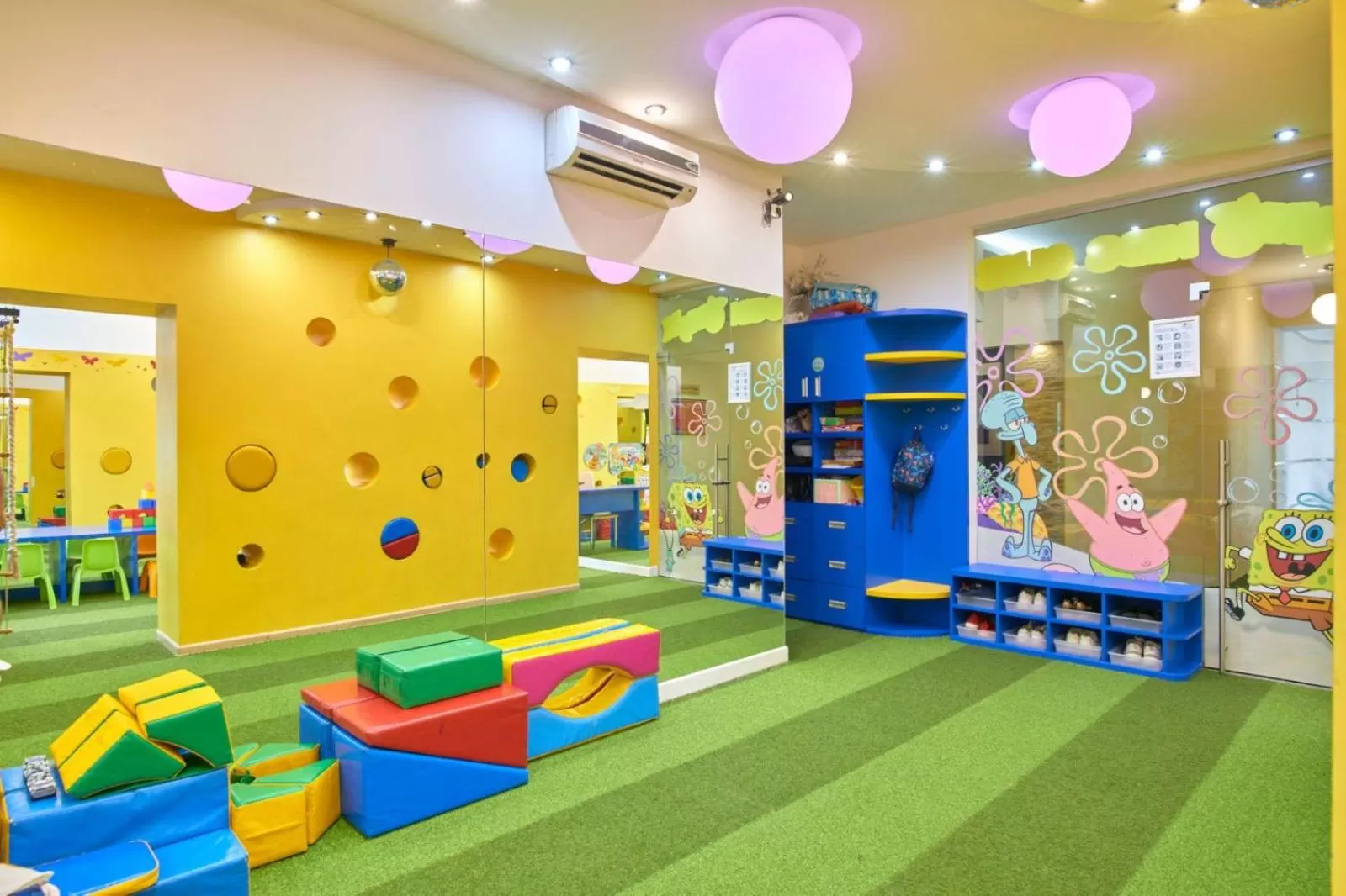 Kids's club, Kid's Club in Hotel & Spa NEMO with dolphins