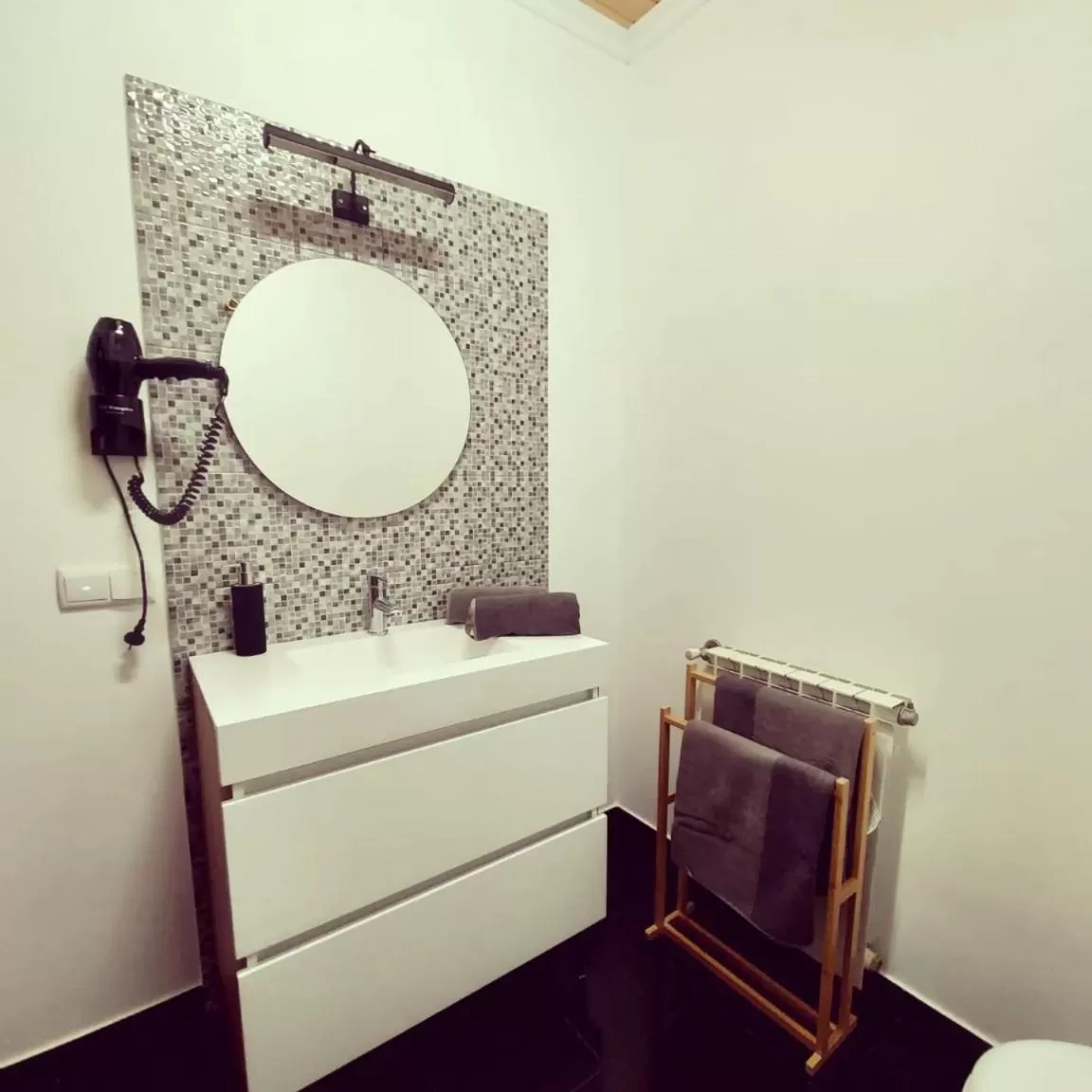 Bathroom in Sotam Country House EN342