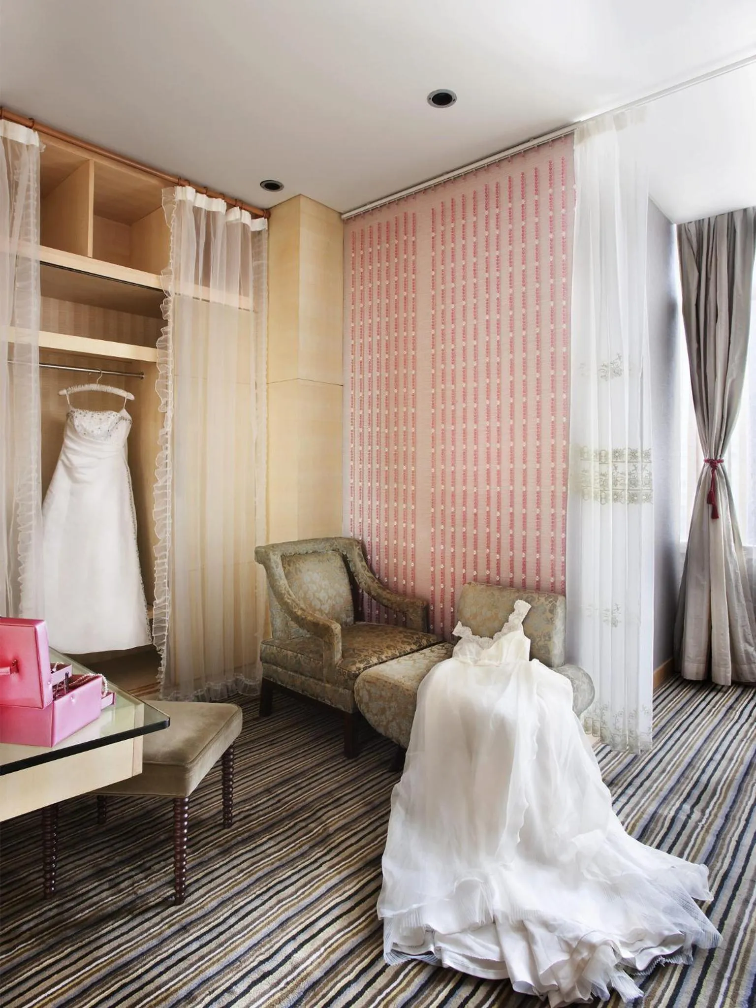 Decorative detail, Bed in The Longemont Shanghai