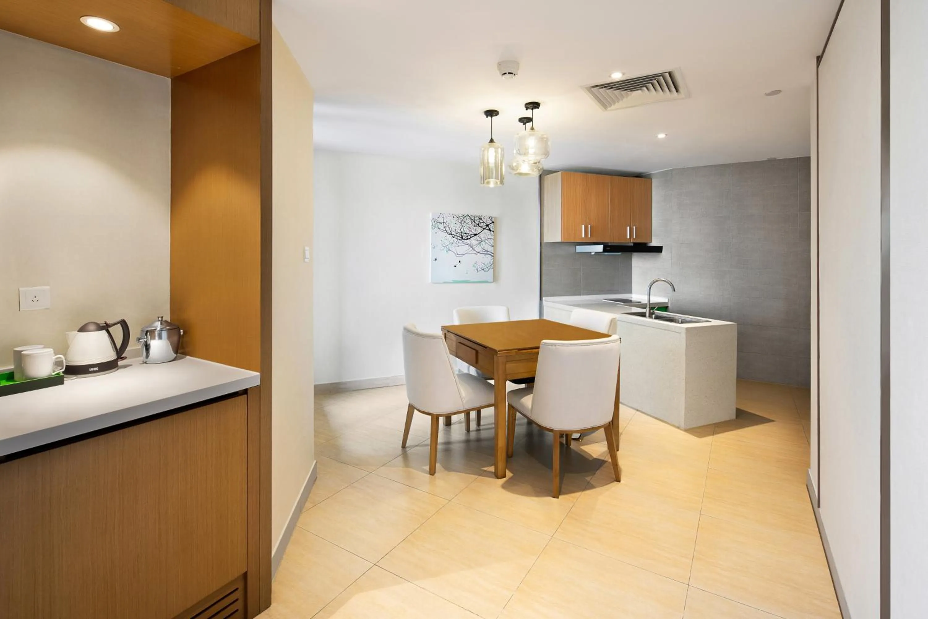 Photo of the whole room in Holiday Inn Chengdu High-Tech Center by IHG