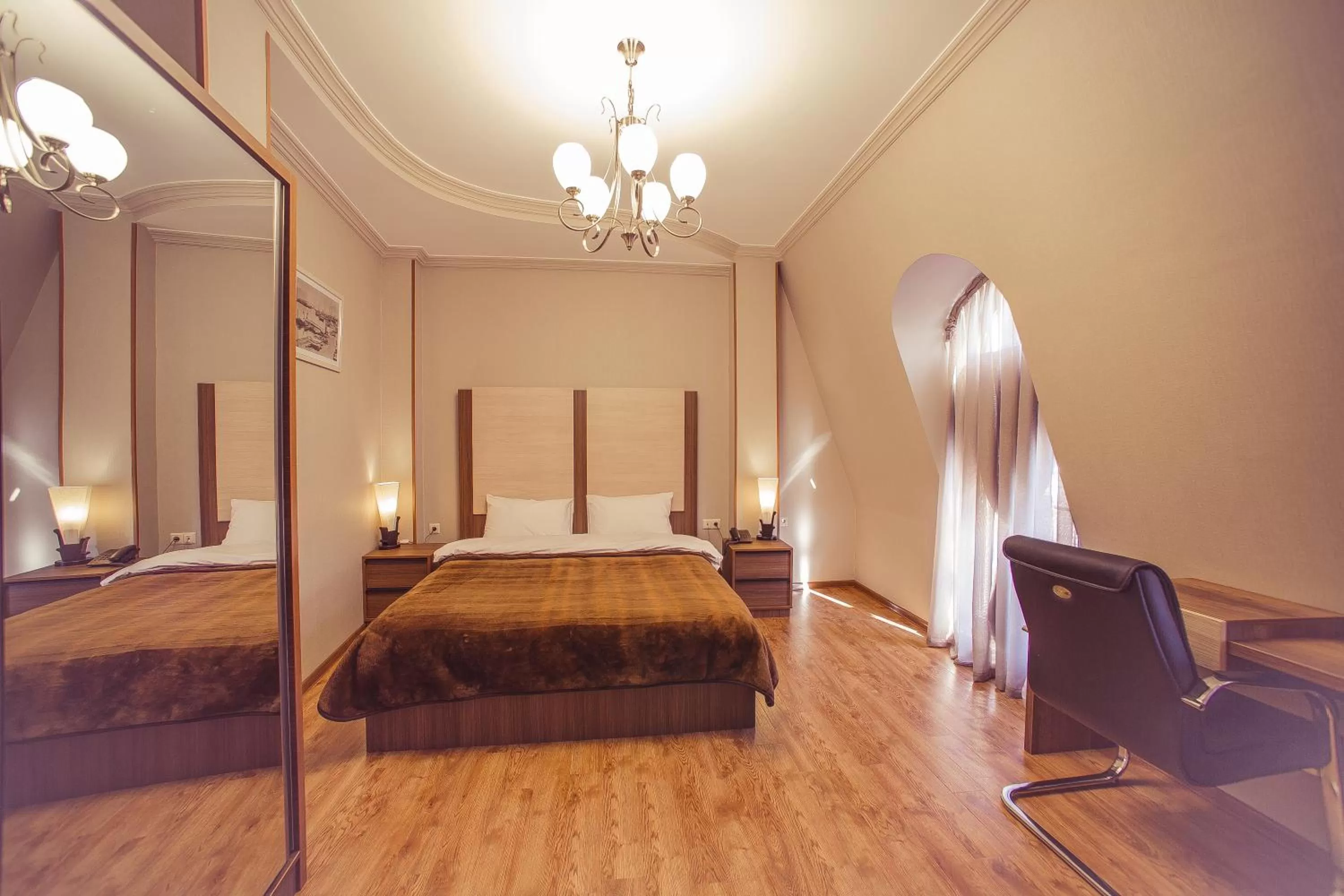 Photo of the whole room in Royal Venezia Hotel