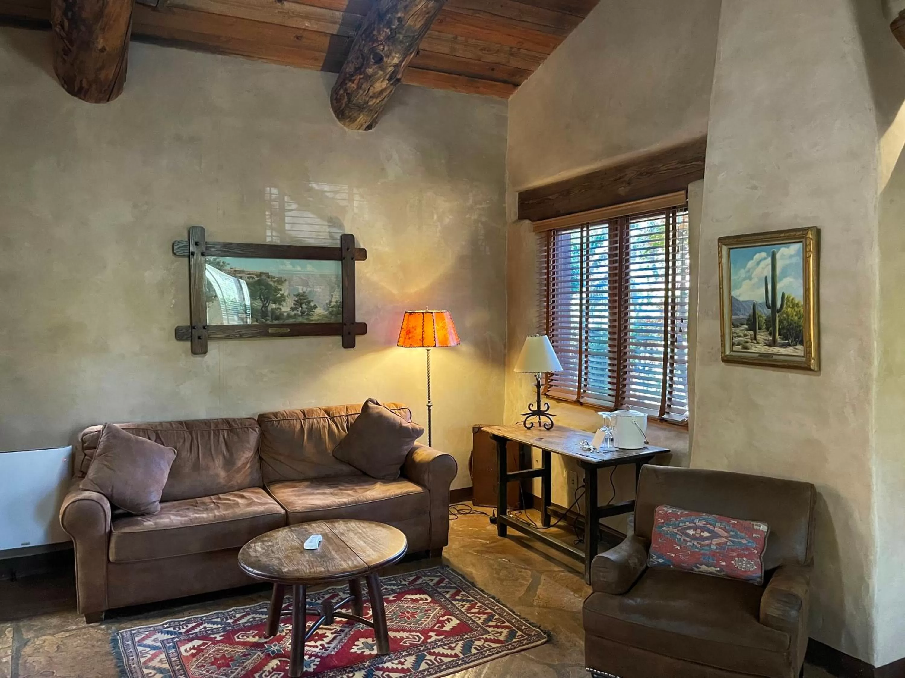 Living room in El Portal Sedona Hotel