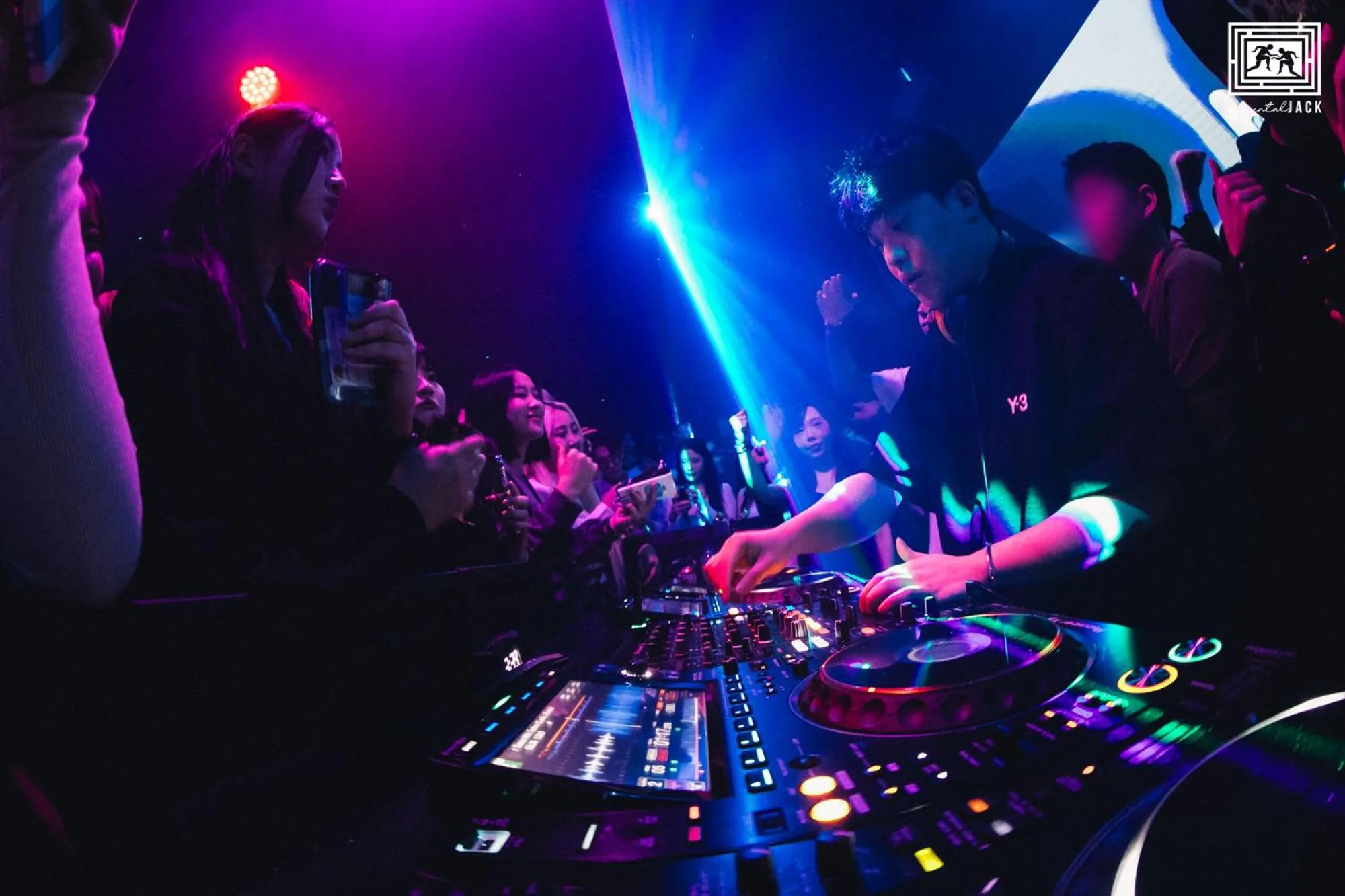 Nightclub / DJ in LEX Tourist Hotel