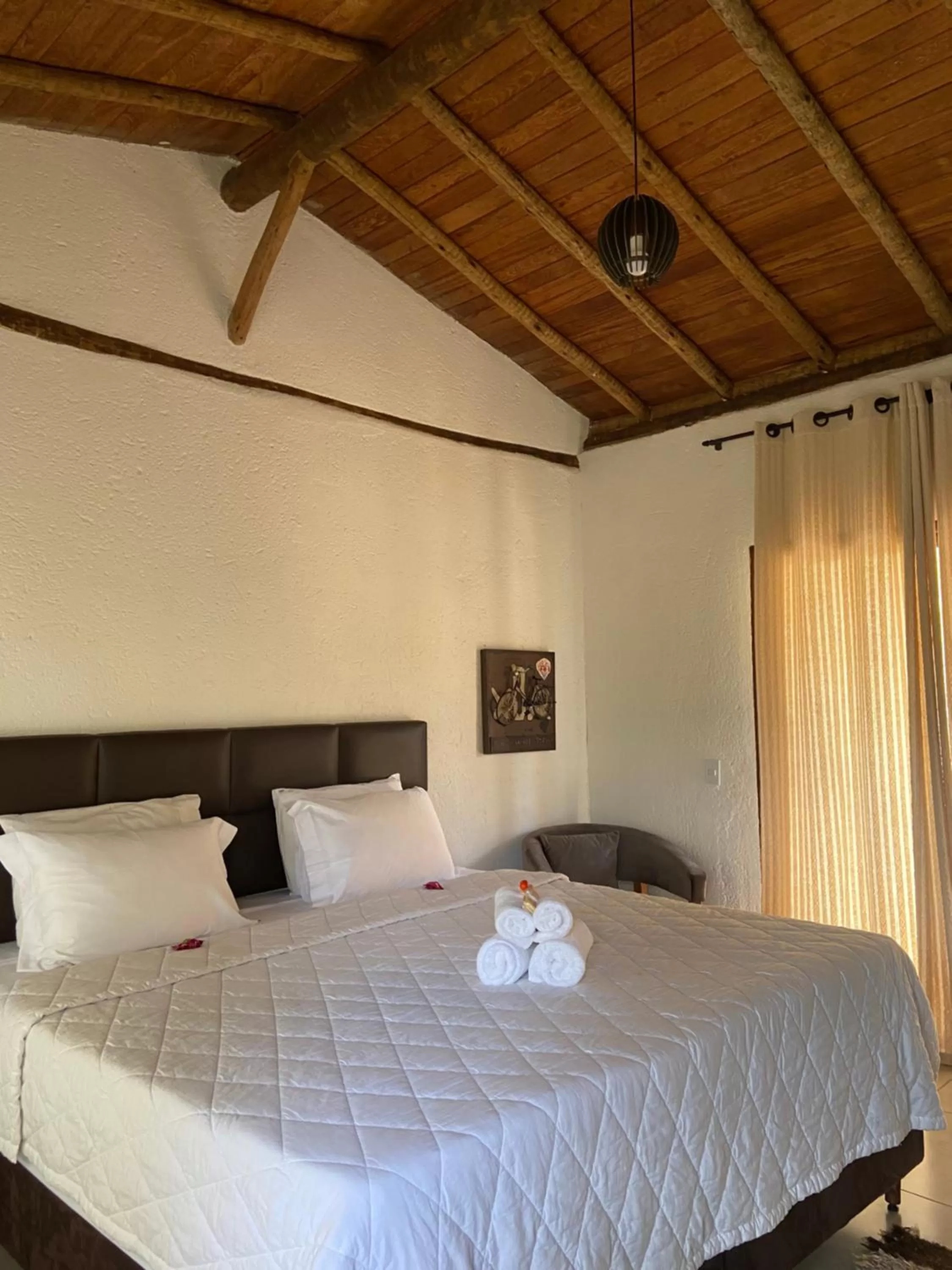 Bed in A Mi Manera Bistro, Pousada e Cervejaria Artesanal!