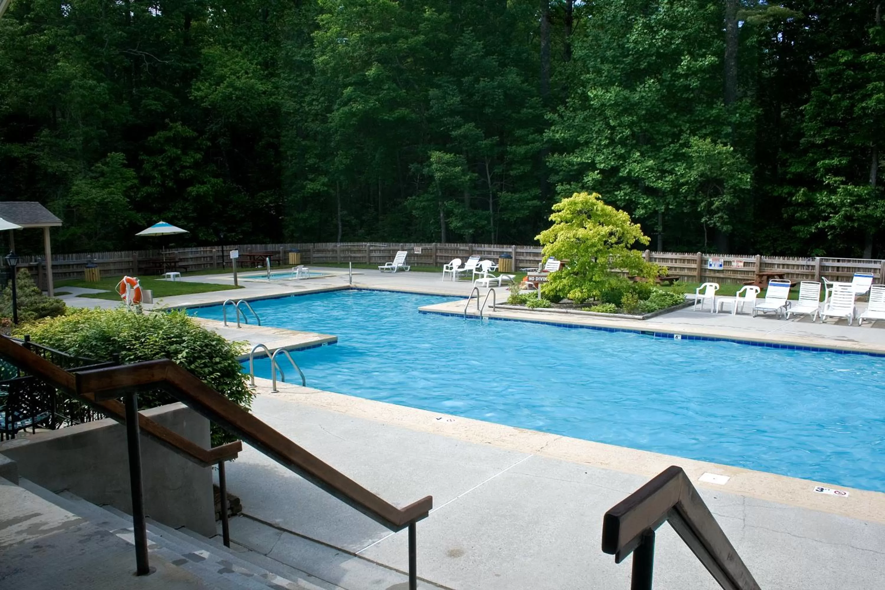 Swimming pool in Foxhunt at Sapphire Valley