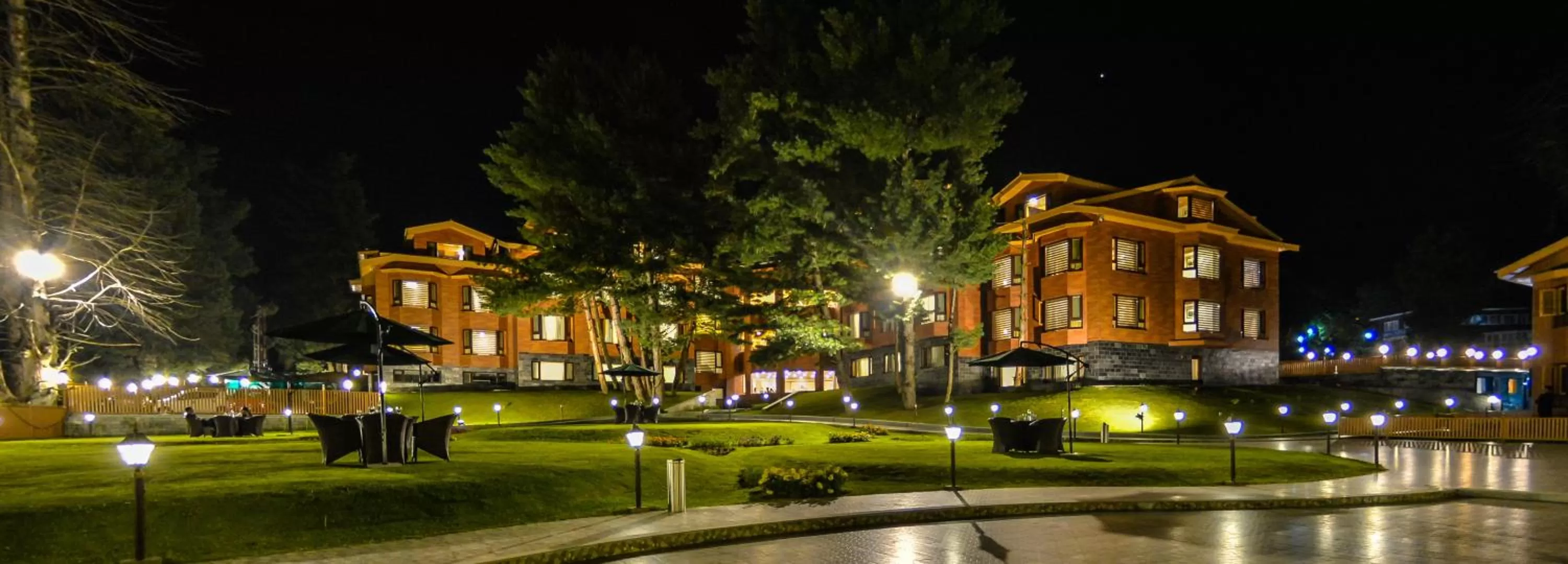 Garden, Property Building in Royal Hillton Pahalgam