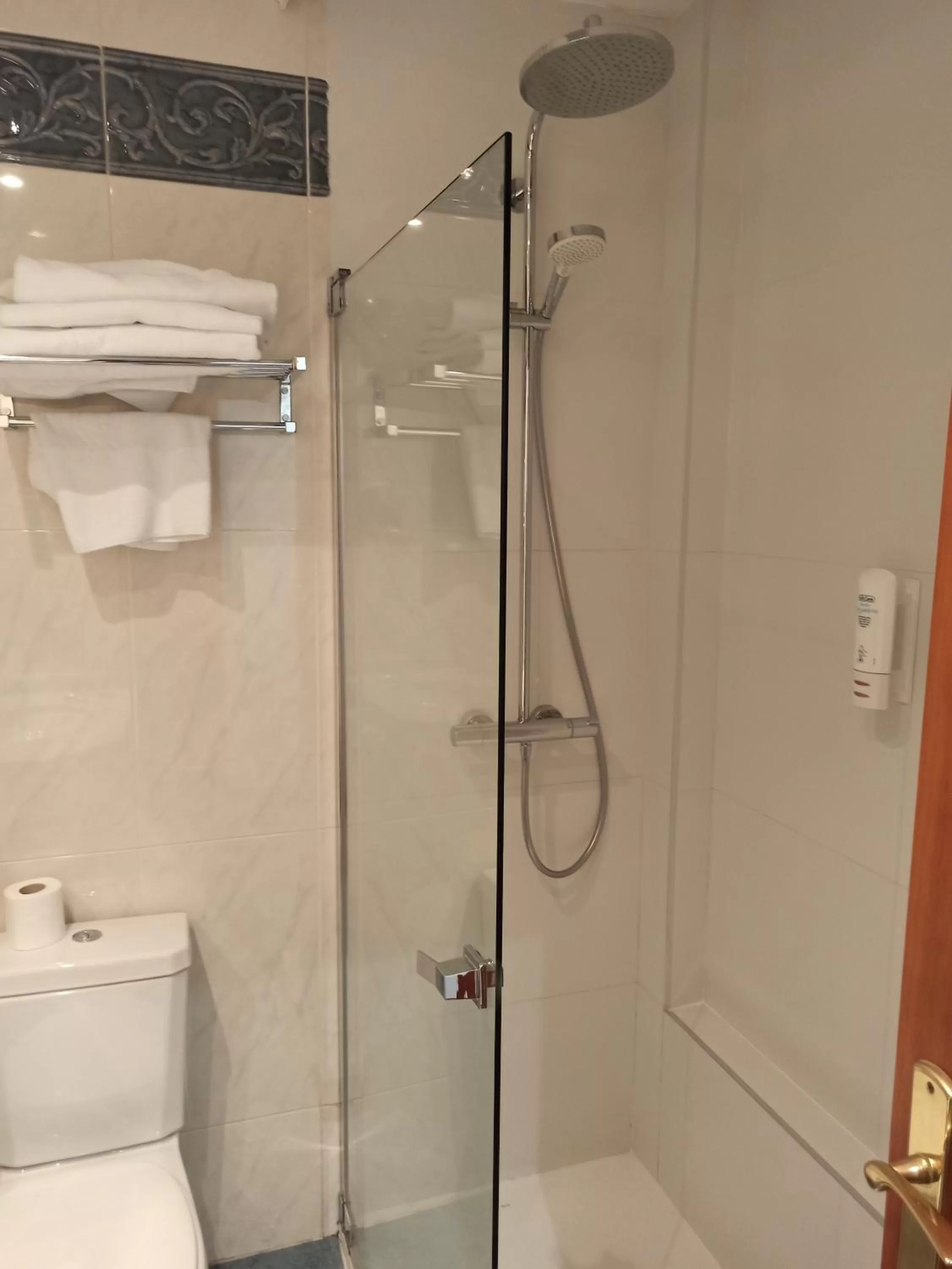 Bathroom in ARVA Spa París