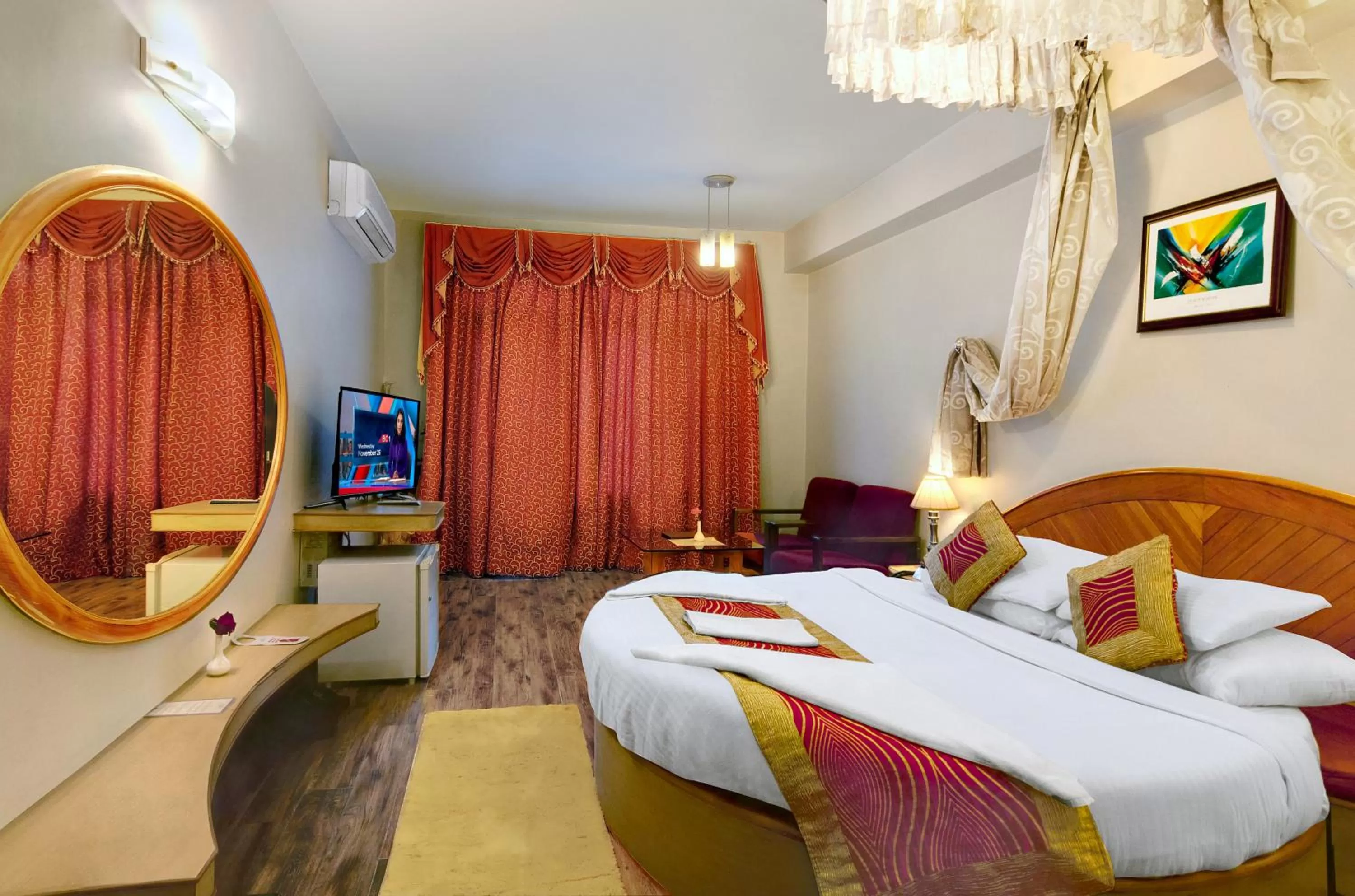 Honeymoon Suite with Garden View  in The Orchard Greens