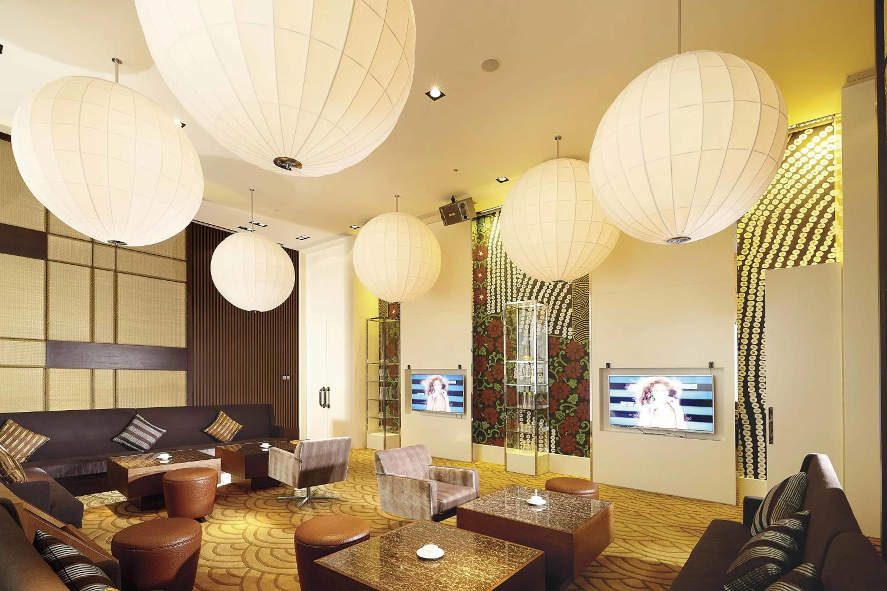 Seating area in Hotel Kapok Shenzhen Bay