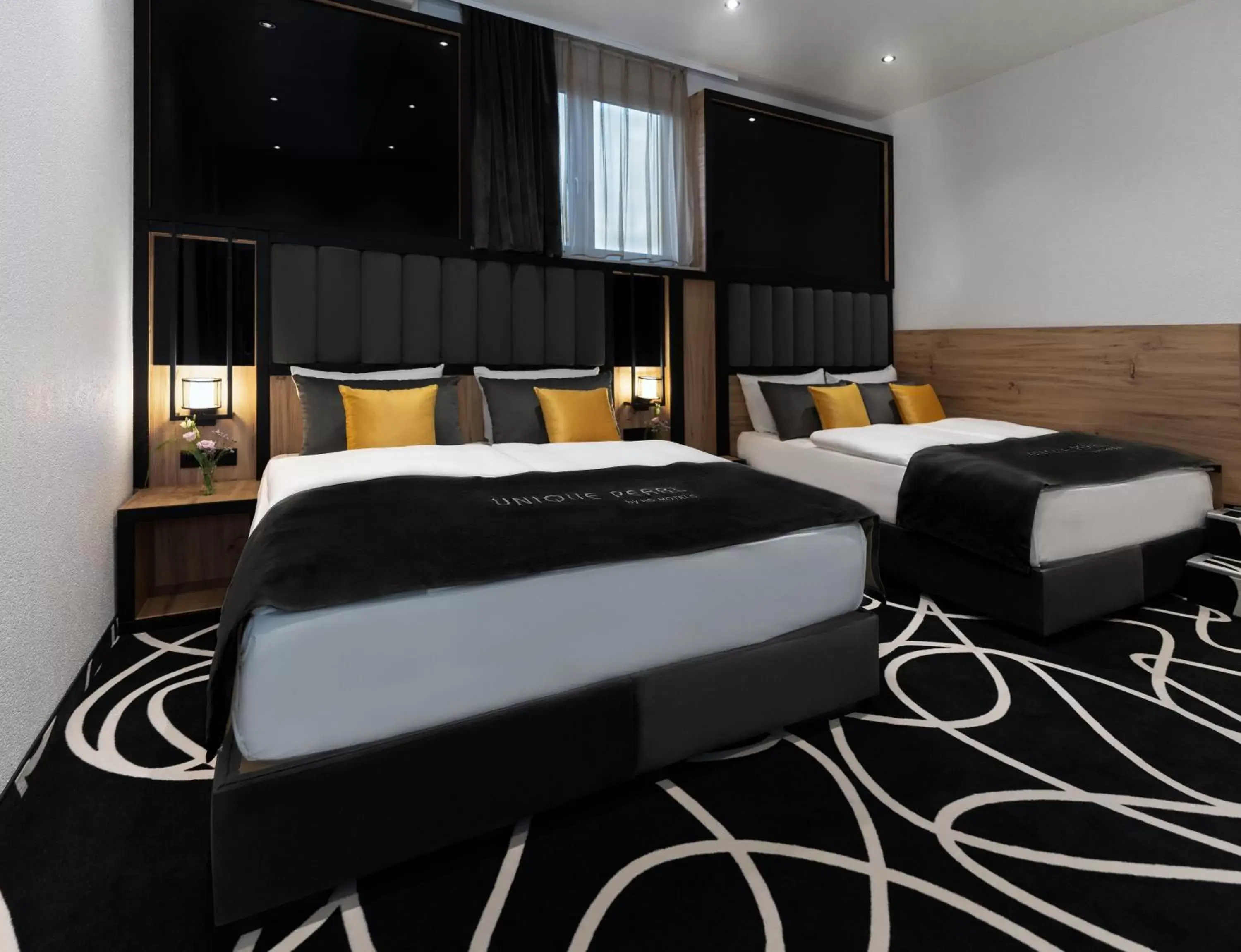 Family Double Room in Hotel Unique Pearl Family Double Room in Hotel Unique Pearl