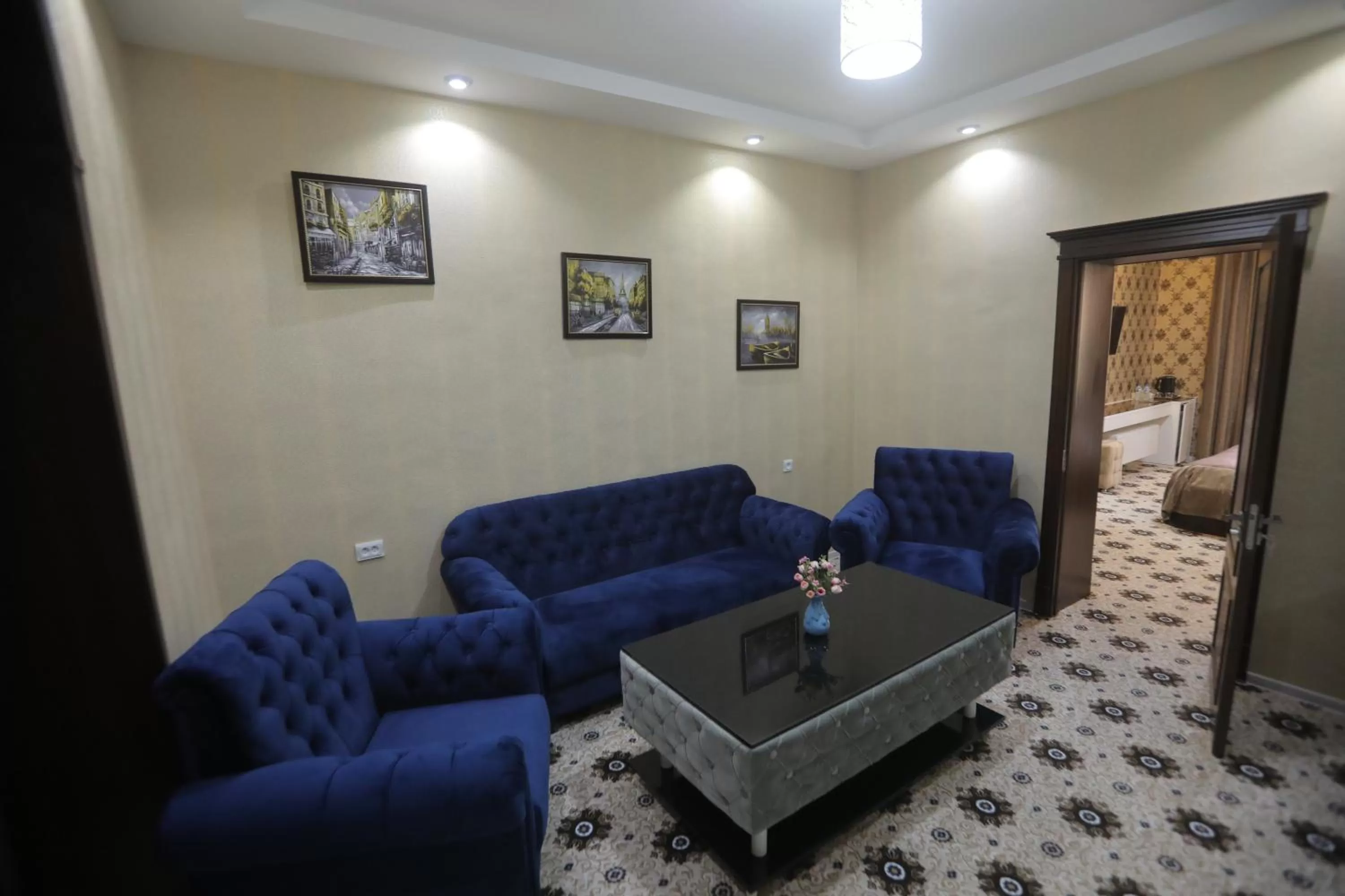 Photo of the whole room, Seating Area in Sumaya Hotel