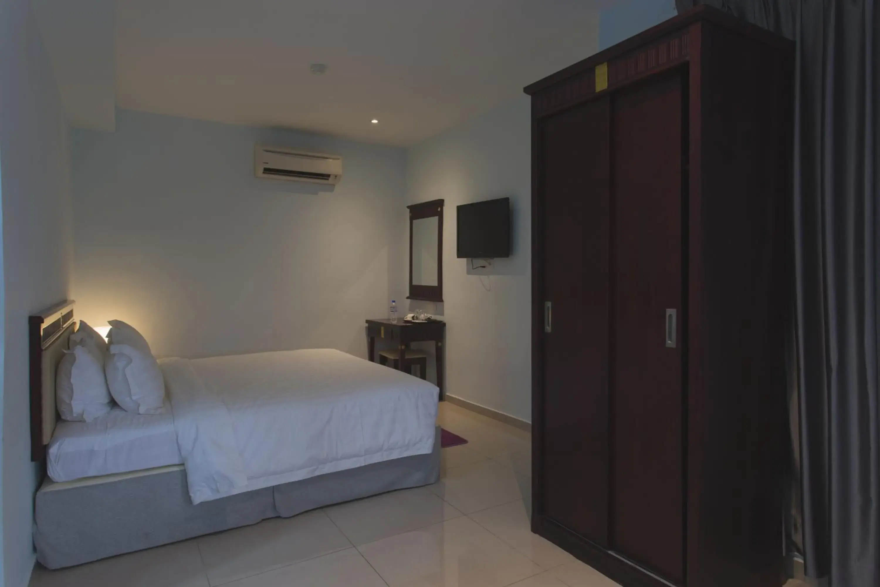 Deluxe Queen with Window in Hotel AL Amin Deluxe Queen with Window in Hotel AL Amin