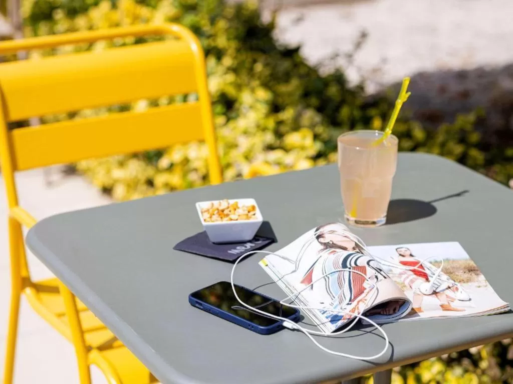 Patio in ibis Perpignan Sud Saint Charles