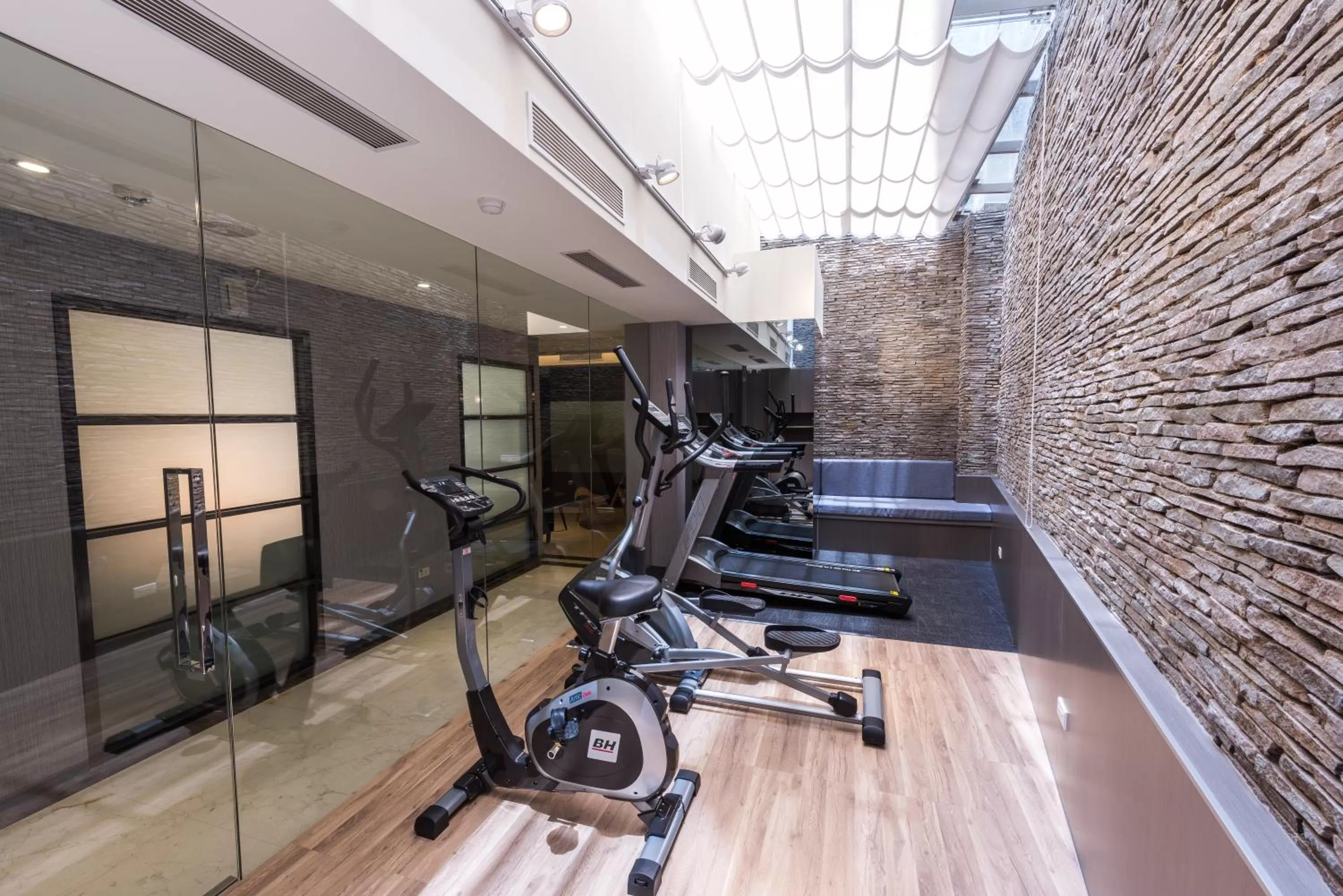 Fitness centre/facilities in Shin Yuan Park Hotel