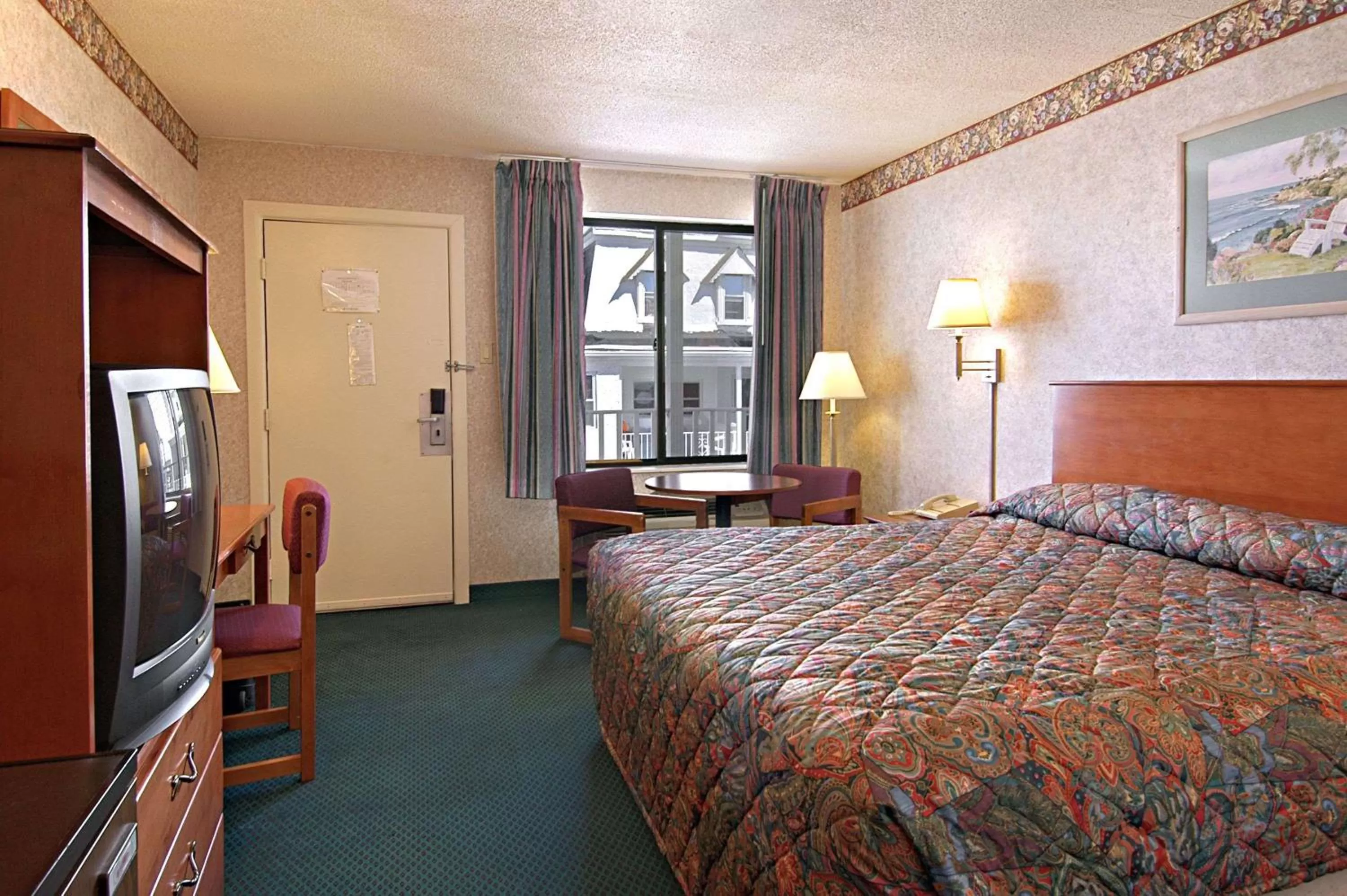 Photo of the whole room, Bed in Super 8 by Wyndham Atlantic City