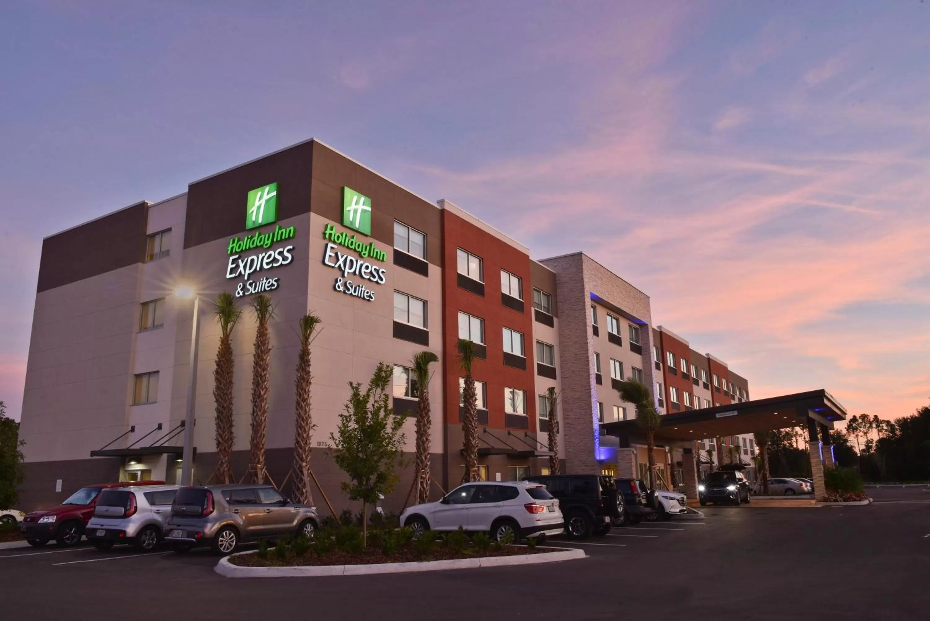 Property building in Holiday Inn Express & Suites - Orlando - Southeast by IHG