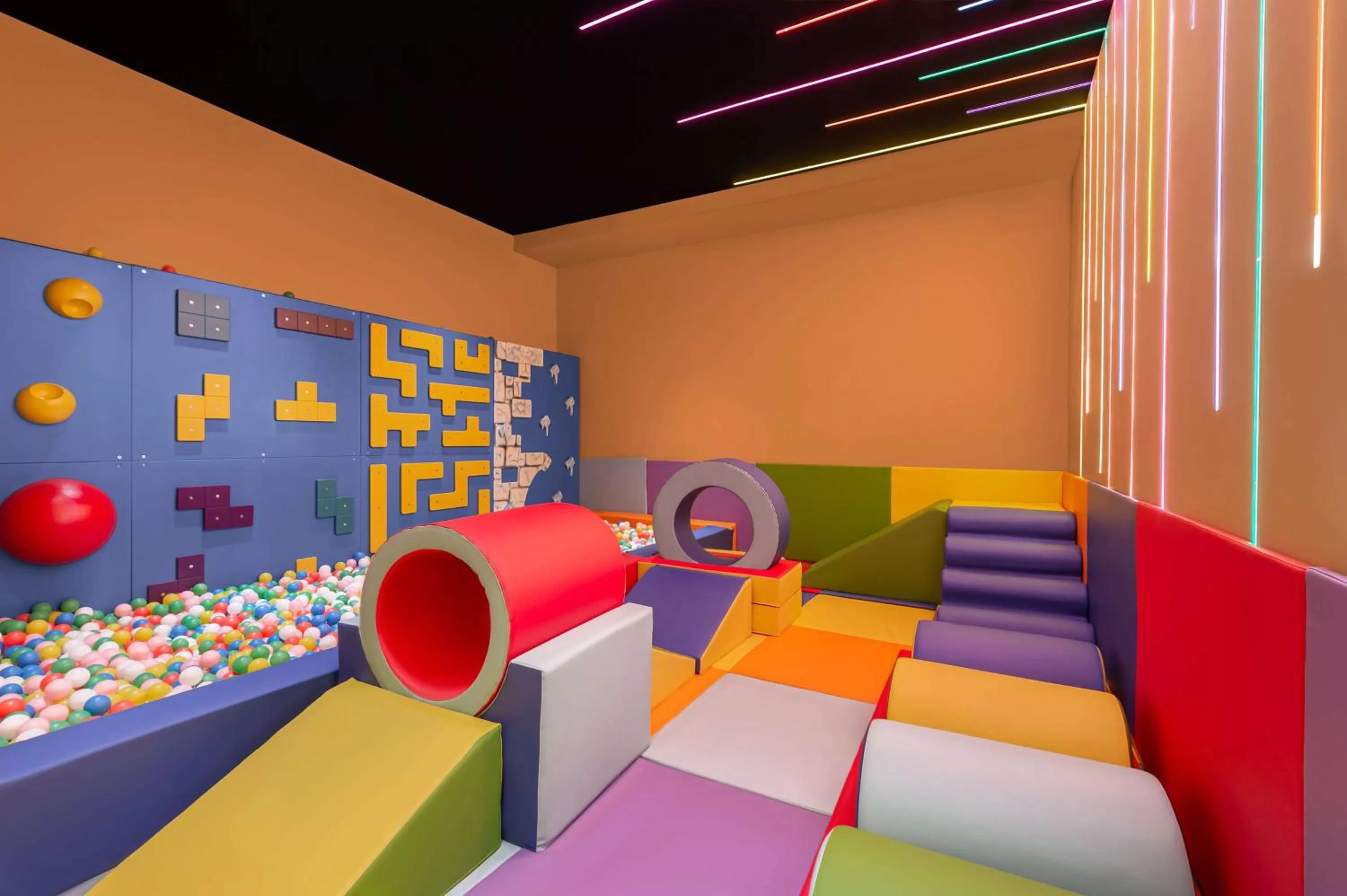 Kids's club in Hampton by Hilton Marjan Island