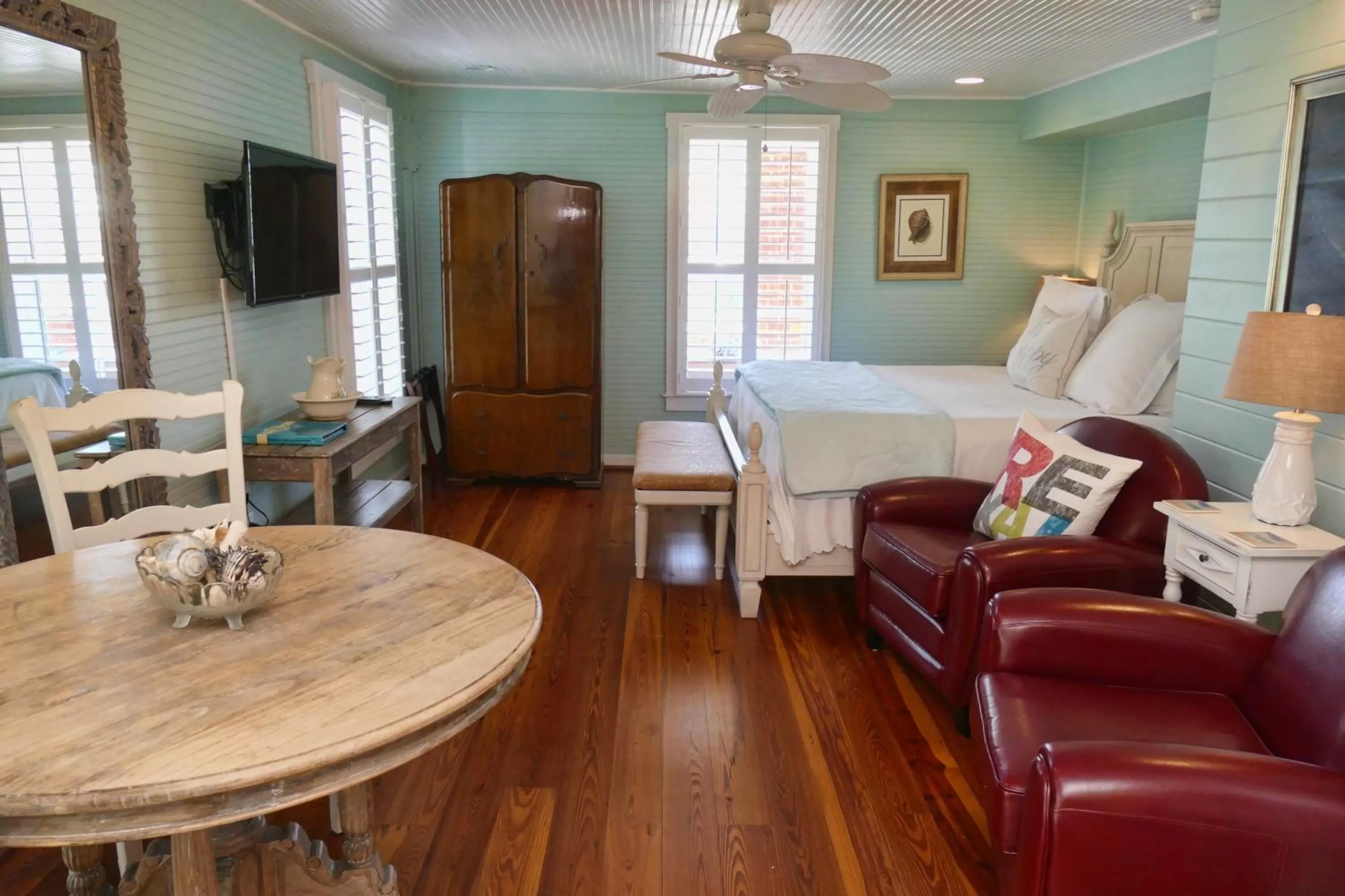 Seating area in Beachview Inn and Spa