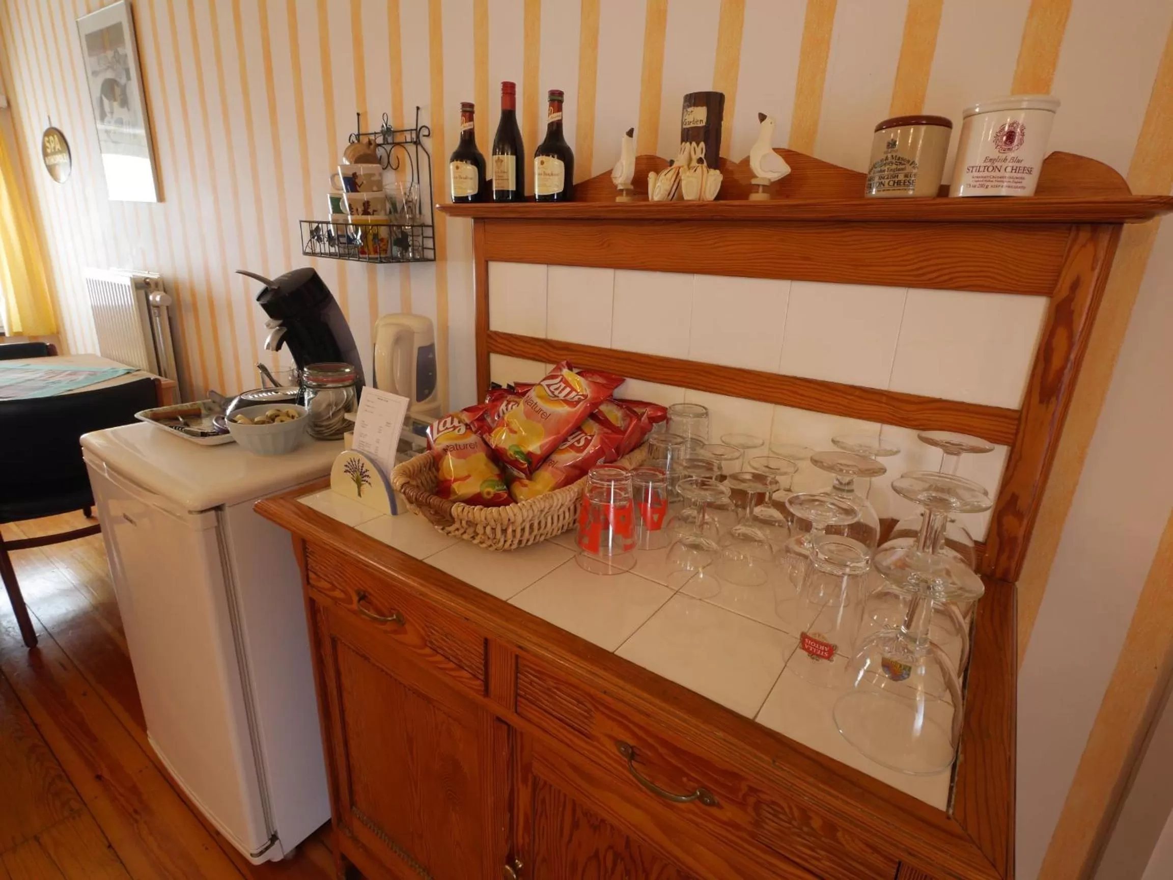 Lounge or bar in L'Étape Fagnarde - Bed, Breakfast & Sauna