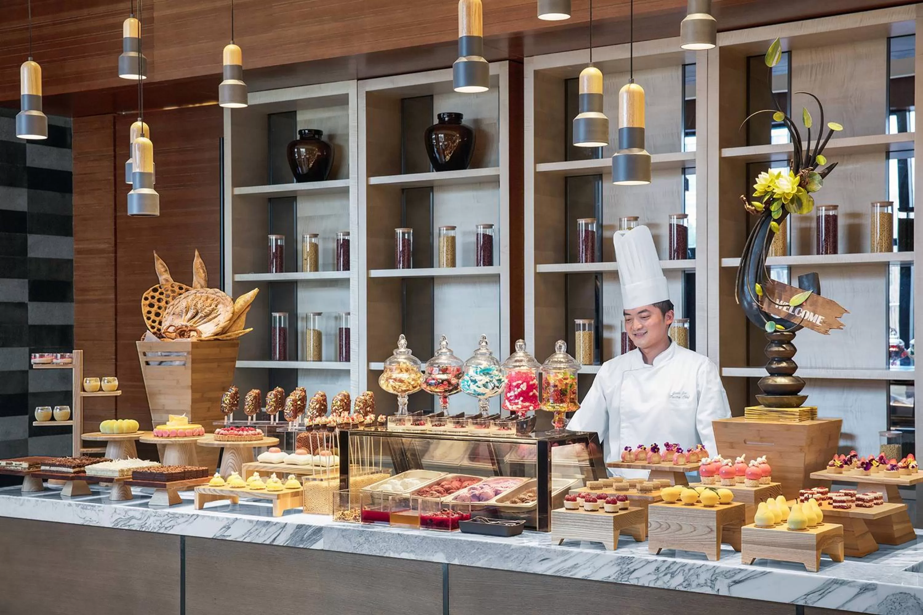 Lounge or bar in Shanghai Marriott Hotel Kangqiao