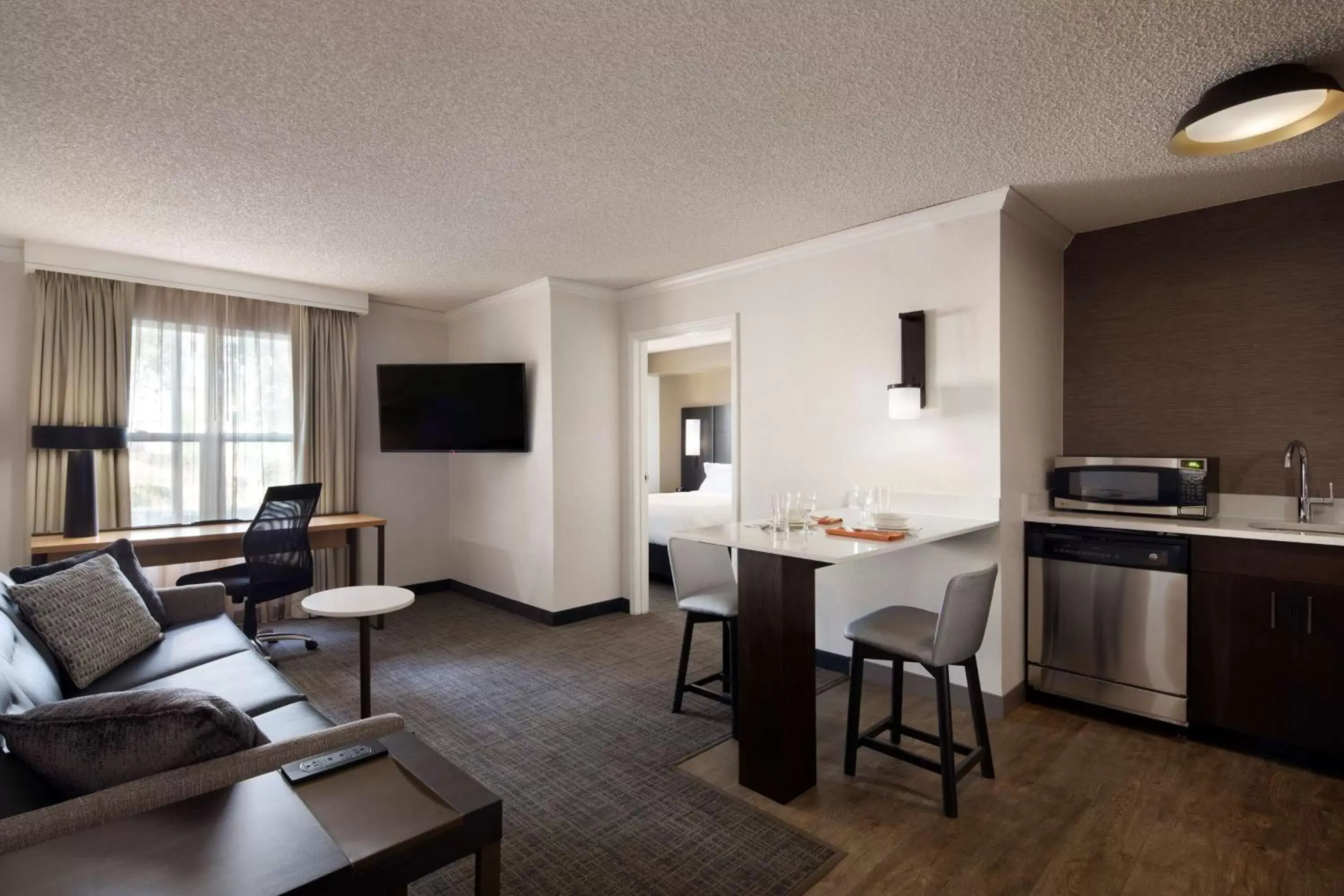 One Bedroom Suite Queen - Hearing Accessible in Sonesta ES Suites Fresno One Bedroom Suite Queen - Hearing Accessible in Sonesta ES Suites Fresno