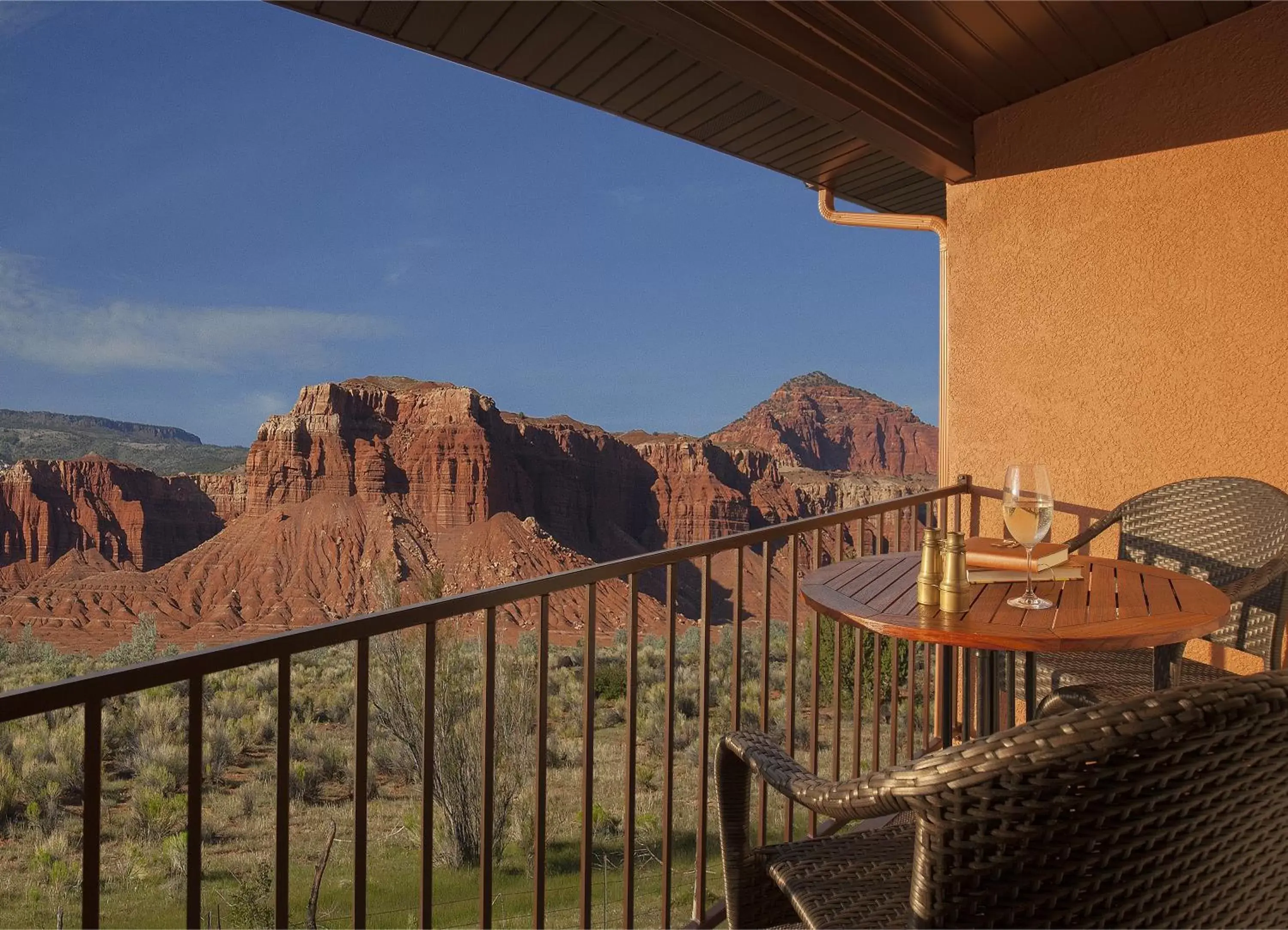 King Bed with Balcony in Capitol Reef Resort King Bed with Balcony in Capitol Reef Resort