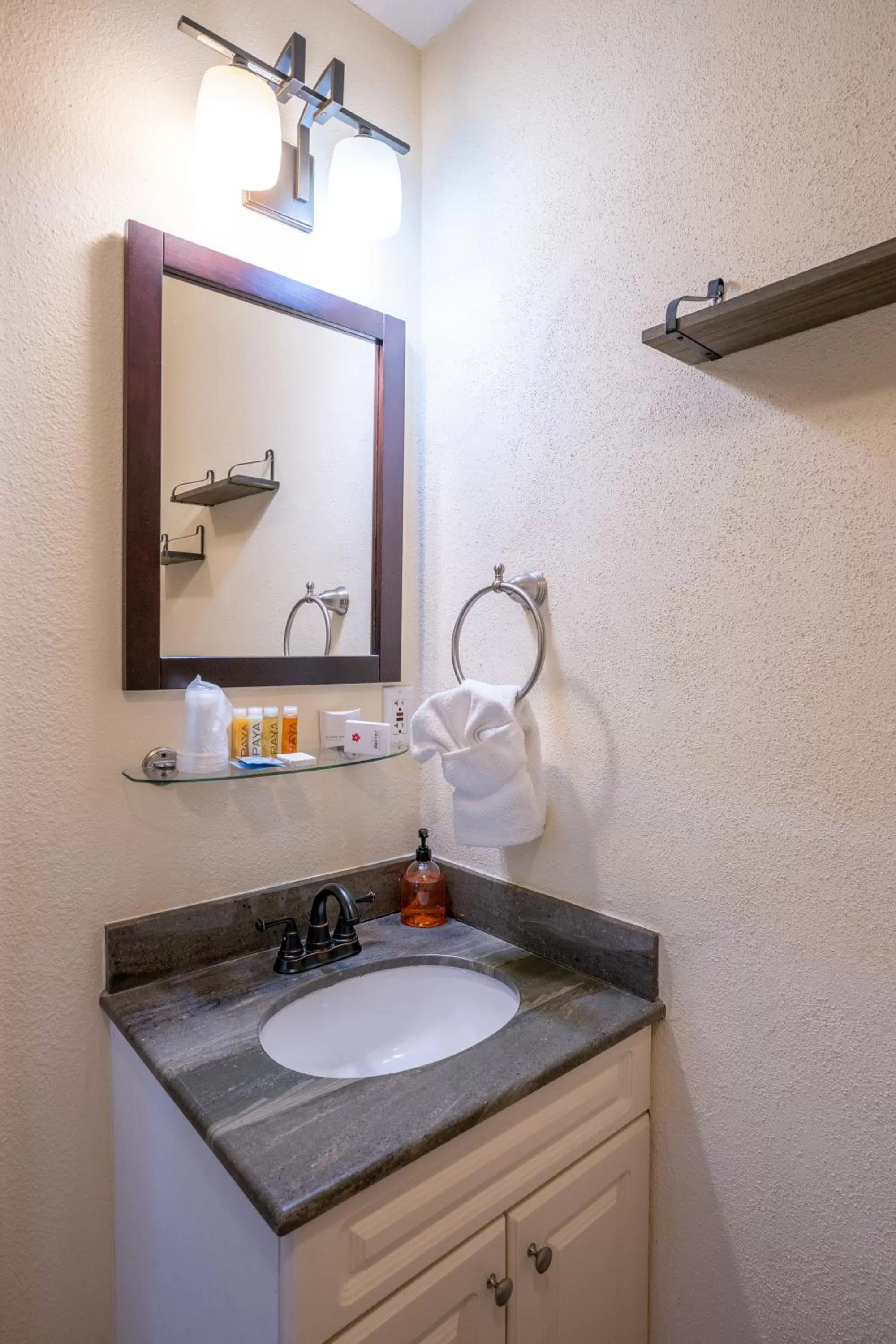 Bathroom in The Capri at Siesta