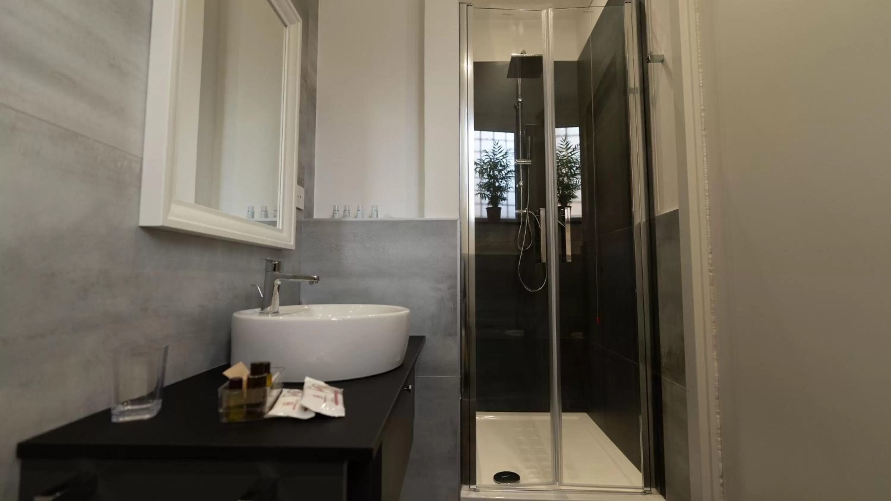 Bathroom in Palazzo Cappuccini Art Relais