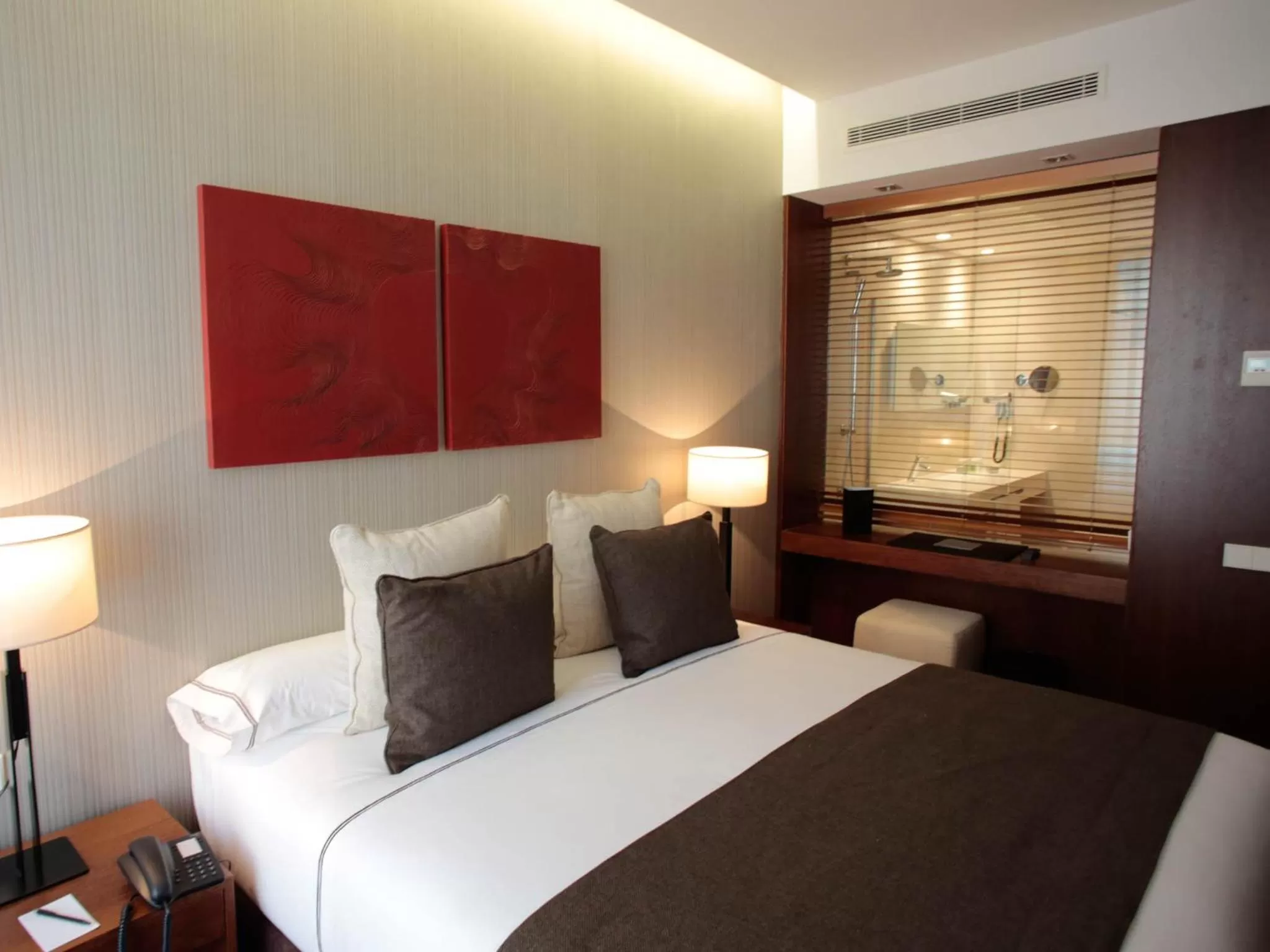 Bedroom, Bed in Hotel Carris Porto Ribeira