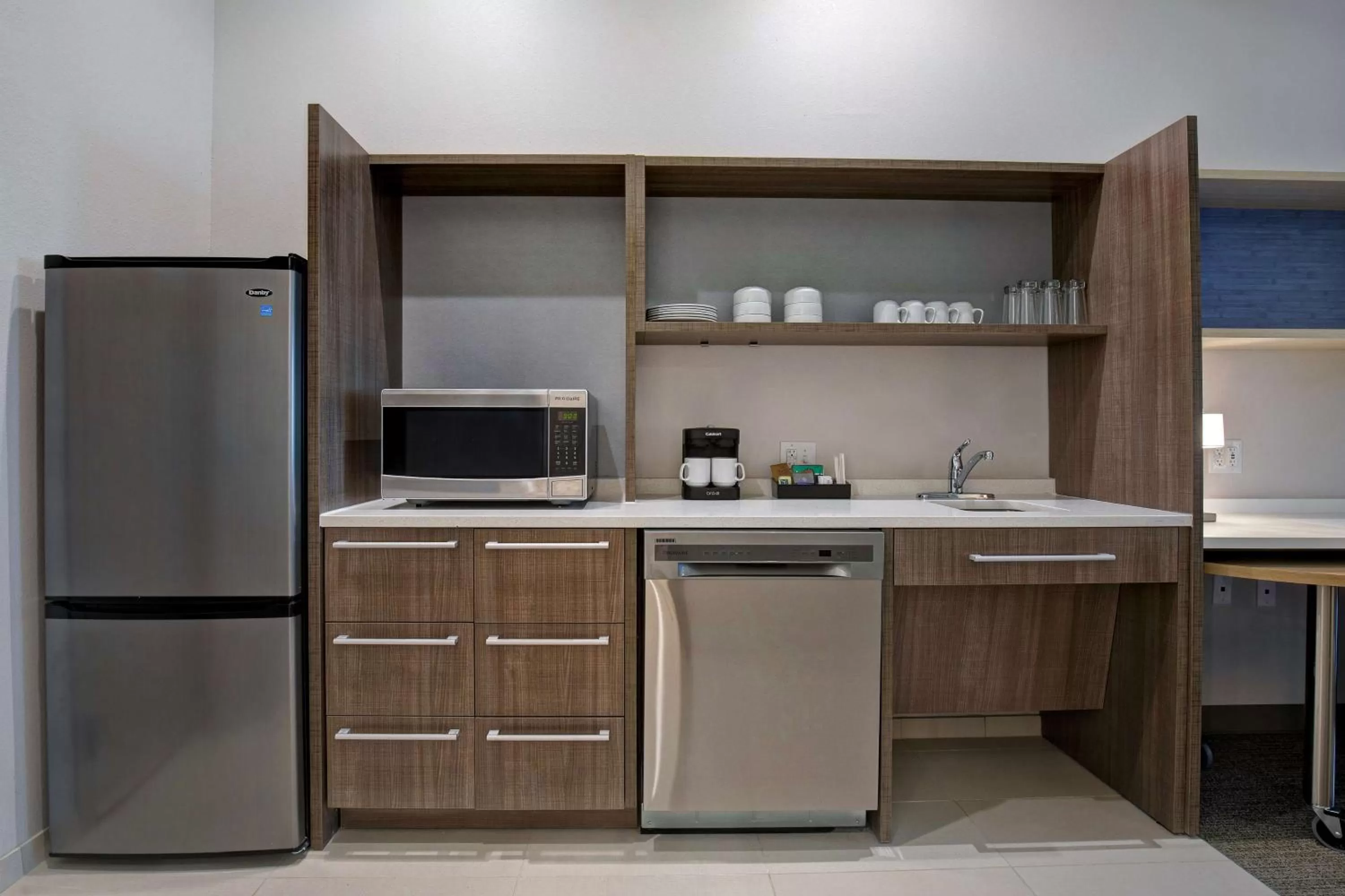 Kitchen or kitchenette in Home2 Suites By Hilton Lewisville Dallas