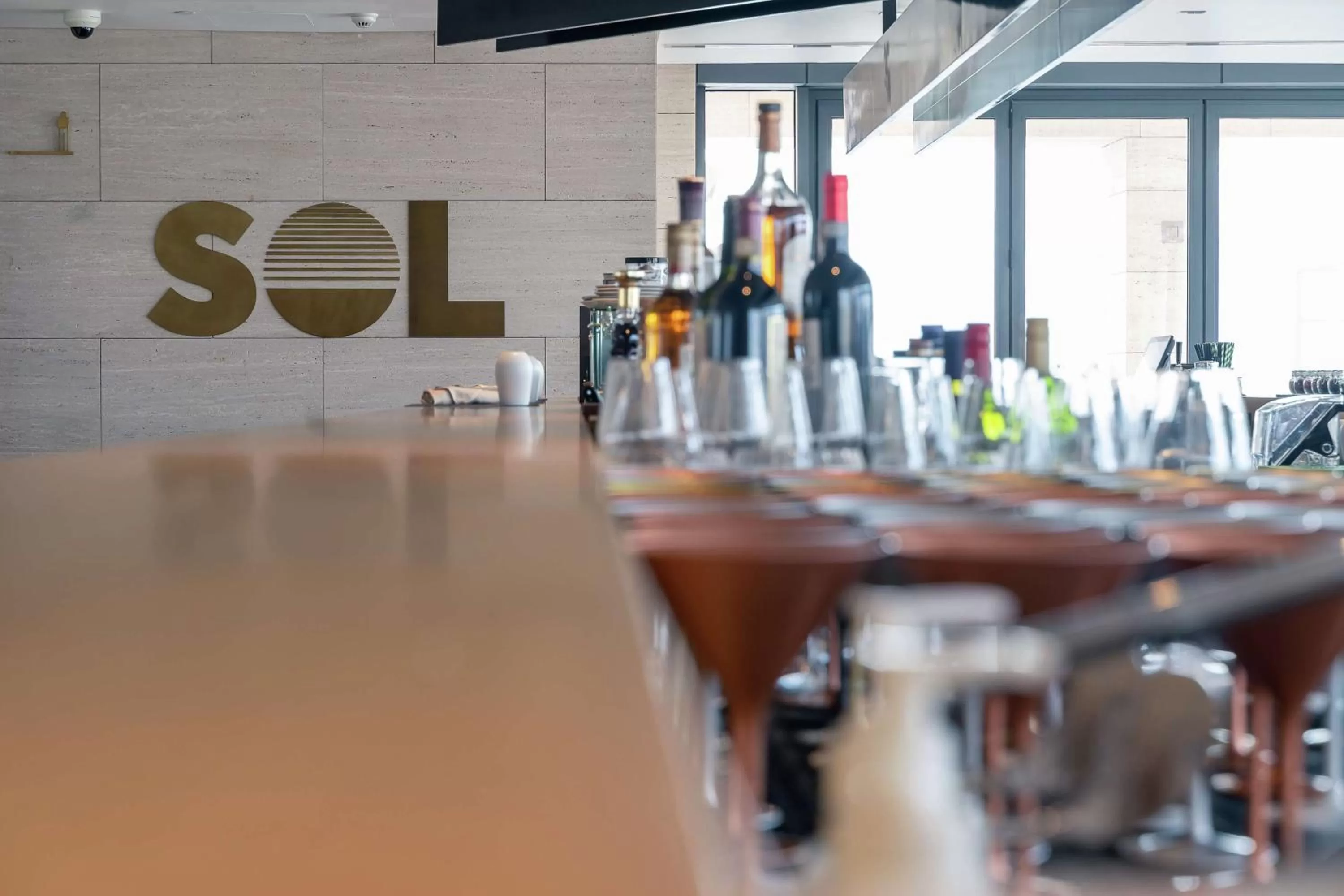 Lounge or bar in Canopy by Hilton Dubai Al Seef