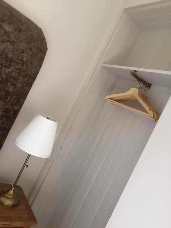 Bed in Dryburgh Arms Pub with Rooms