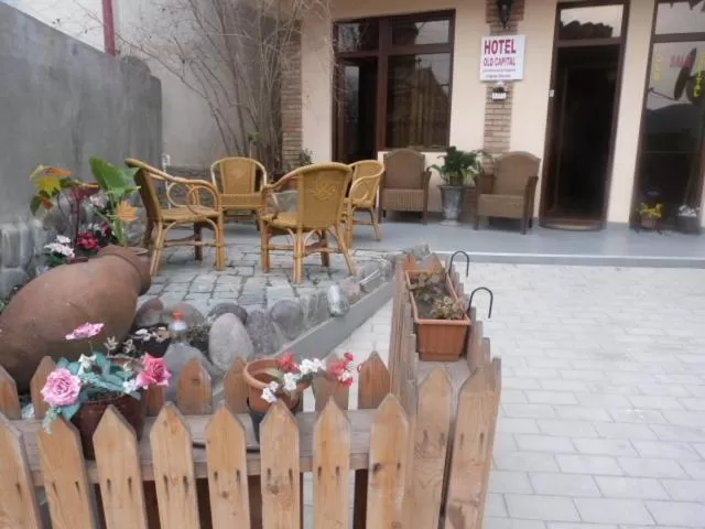 Patio, Restaurant/Places to Eat in Old Capital