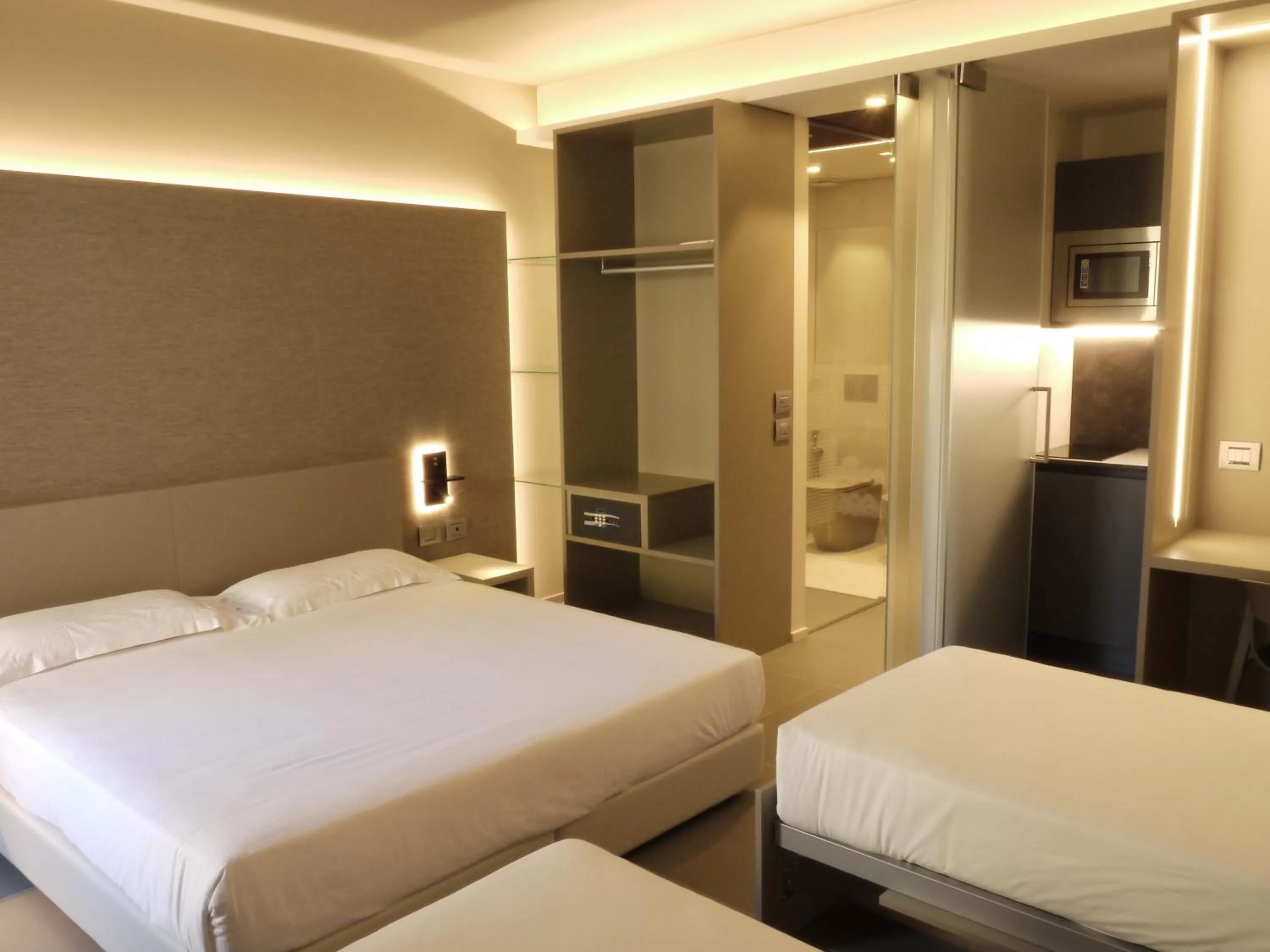 Photo of the whole room, Bed in RB del Teatro&Apartaments