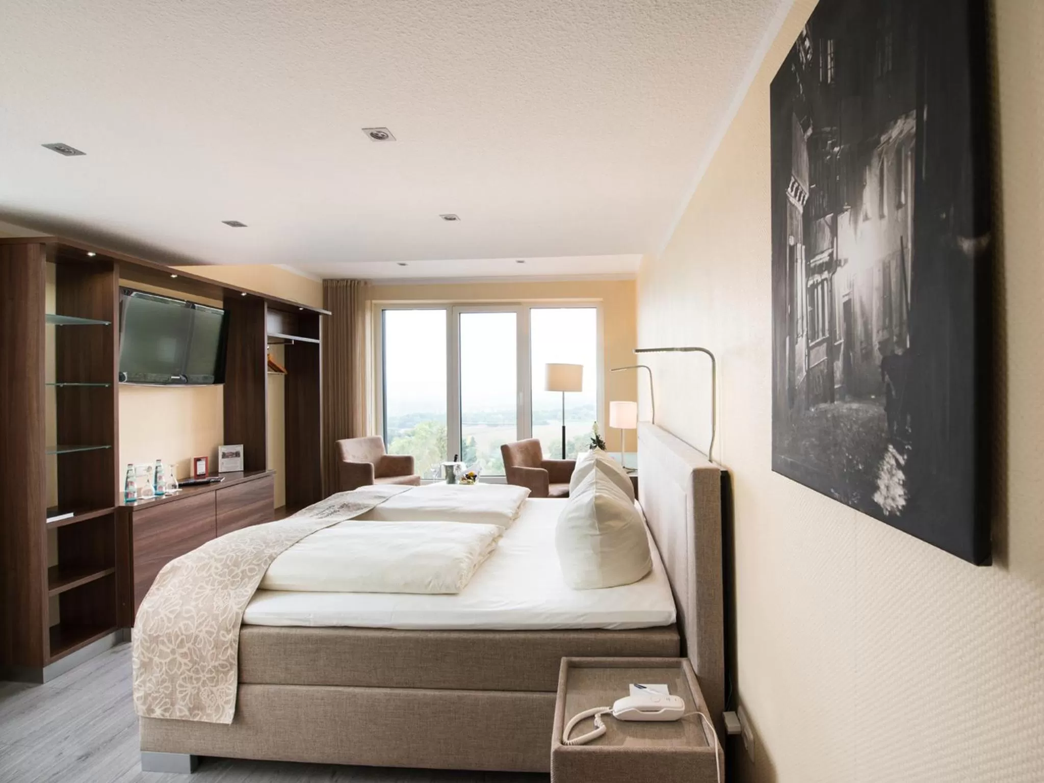 Bed in Design-Konferenzhotel & Restaurant Steinernes Schweinchen