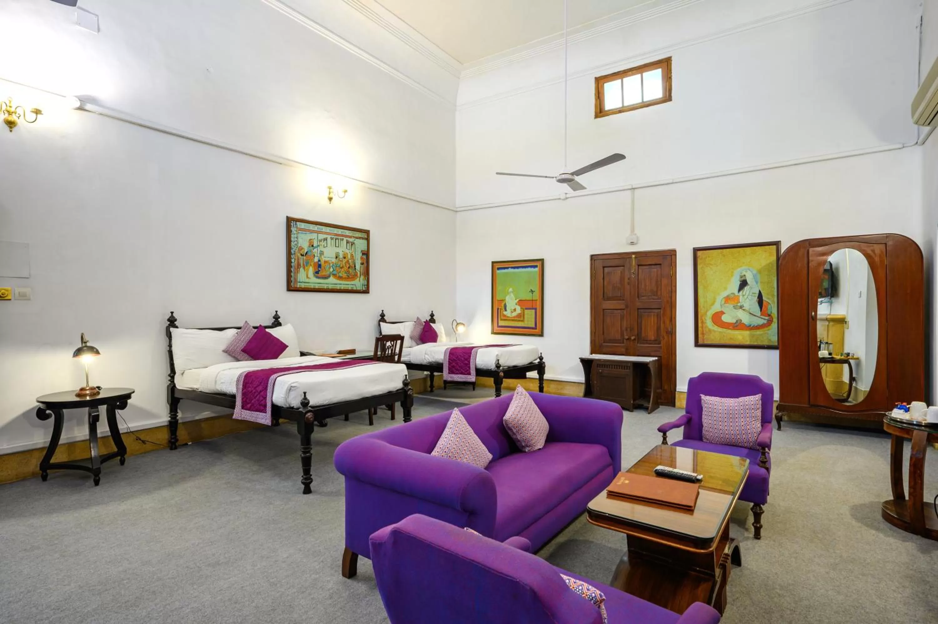 Bed in Neemrana's - Baradari Palace