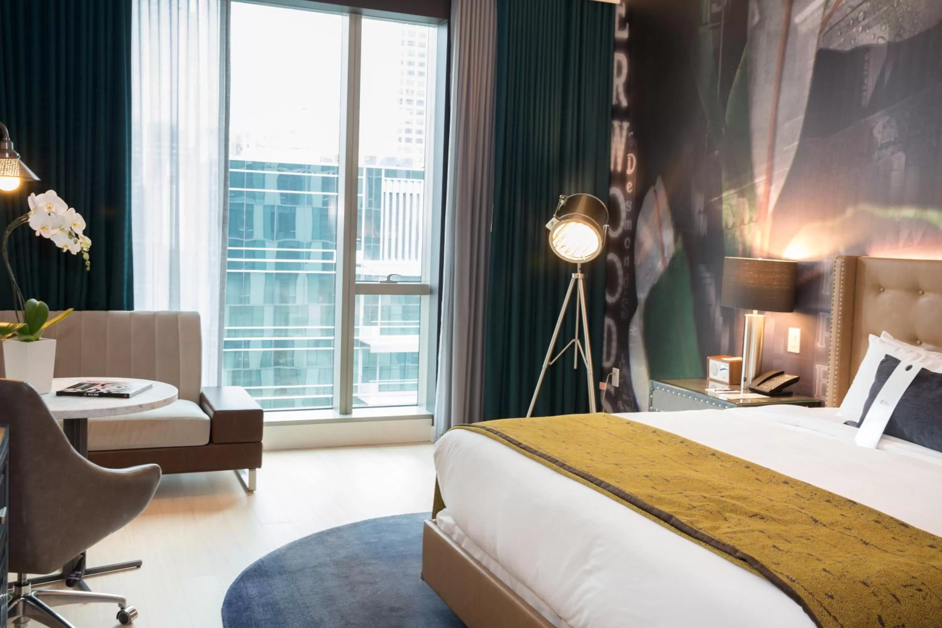 Photo of the whole room, Bed in Hotel Indigo Los Angeles Downtown by IHG