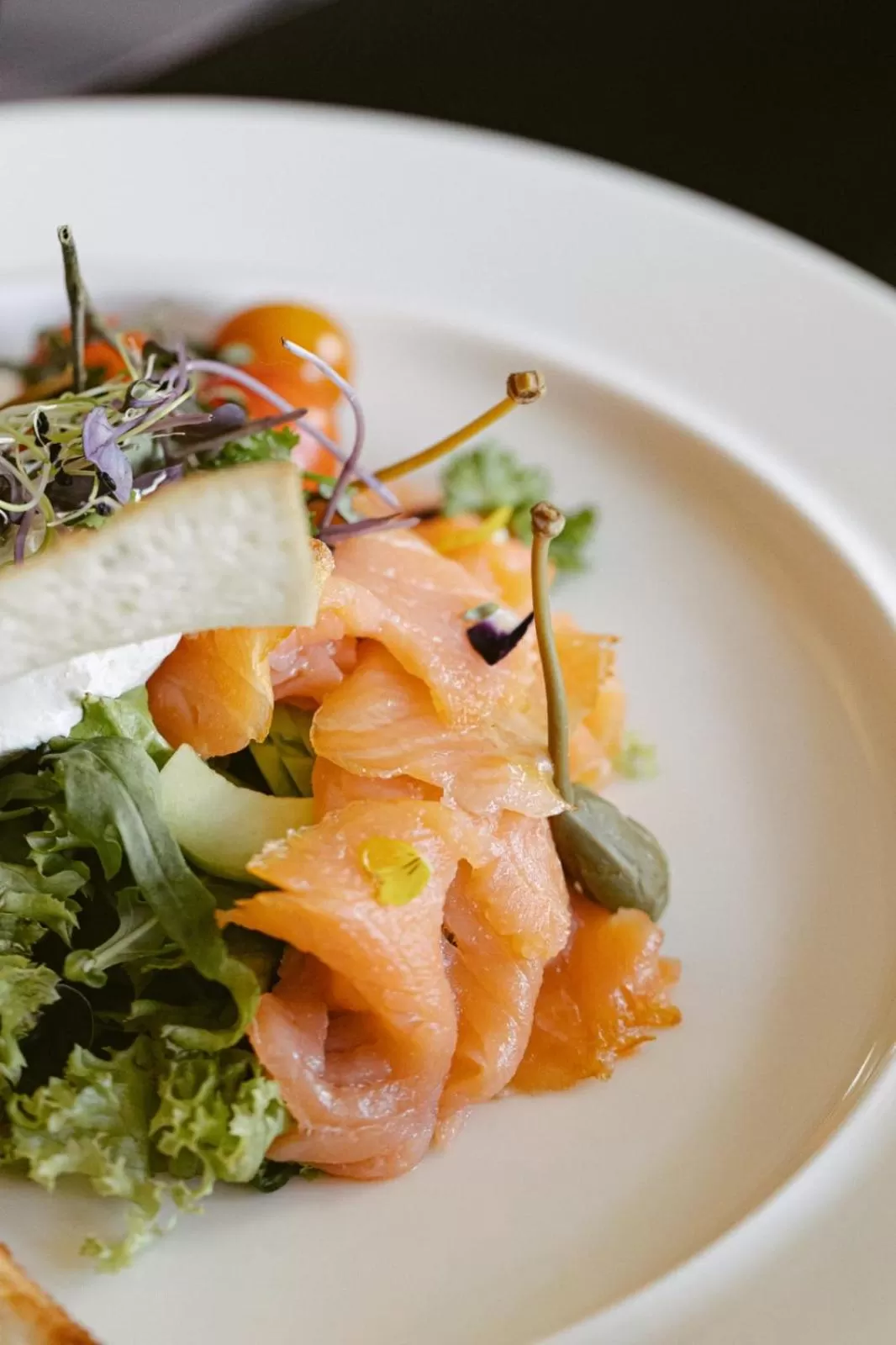 Restaurant/places to eat, Food in Hotel Select