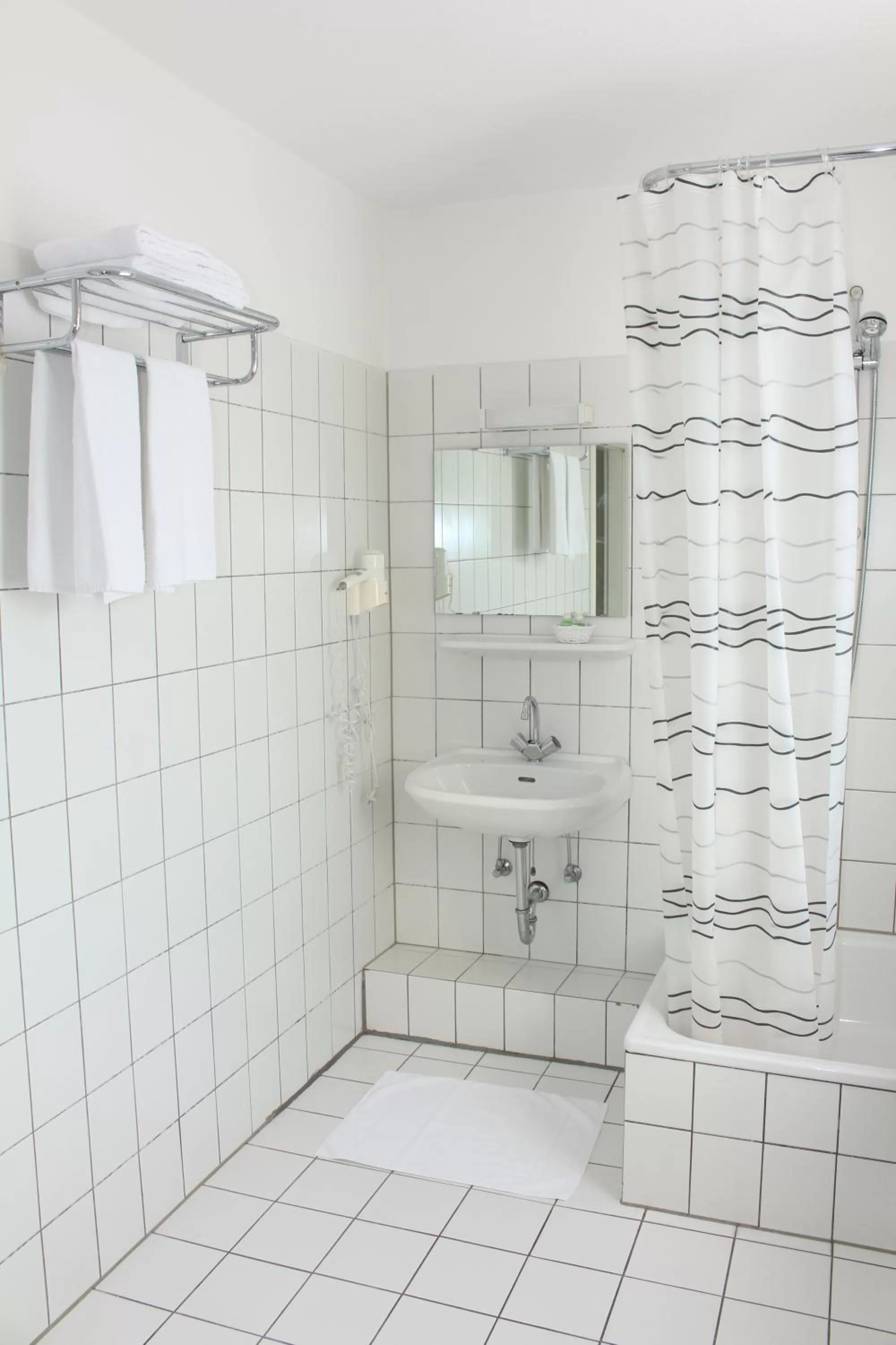 Bathroom in Hotel-Restaurant Heute