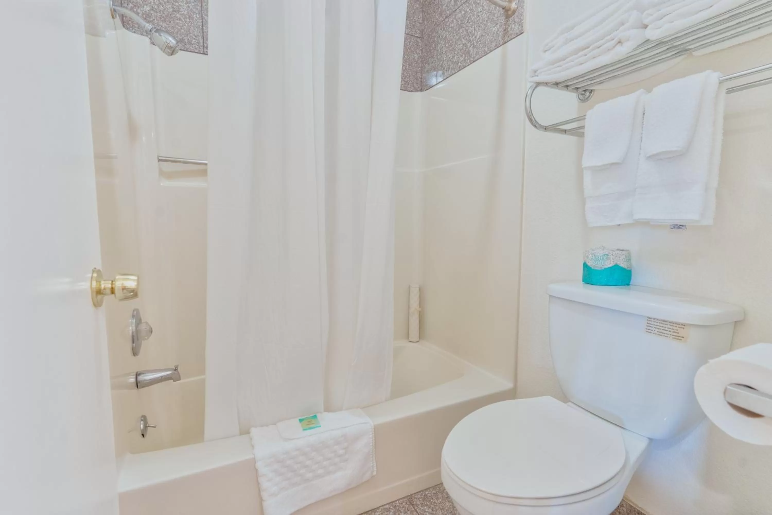 Bathroom in The Yosemite Inn