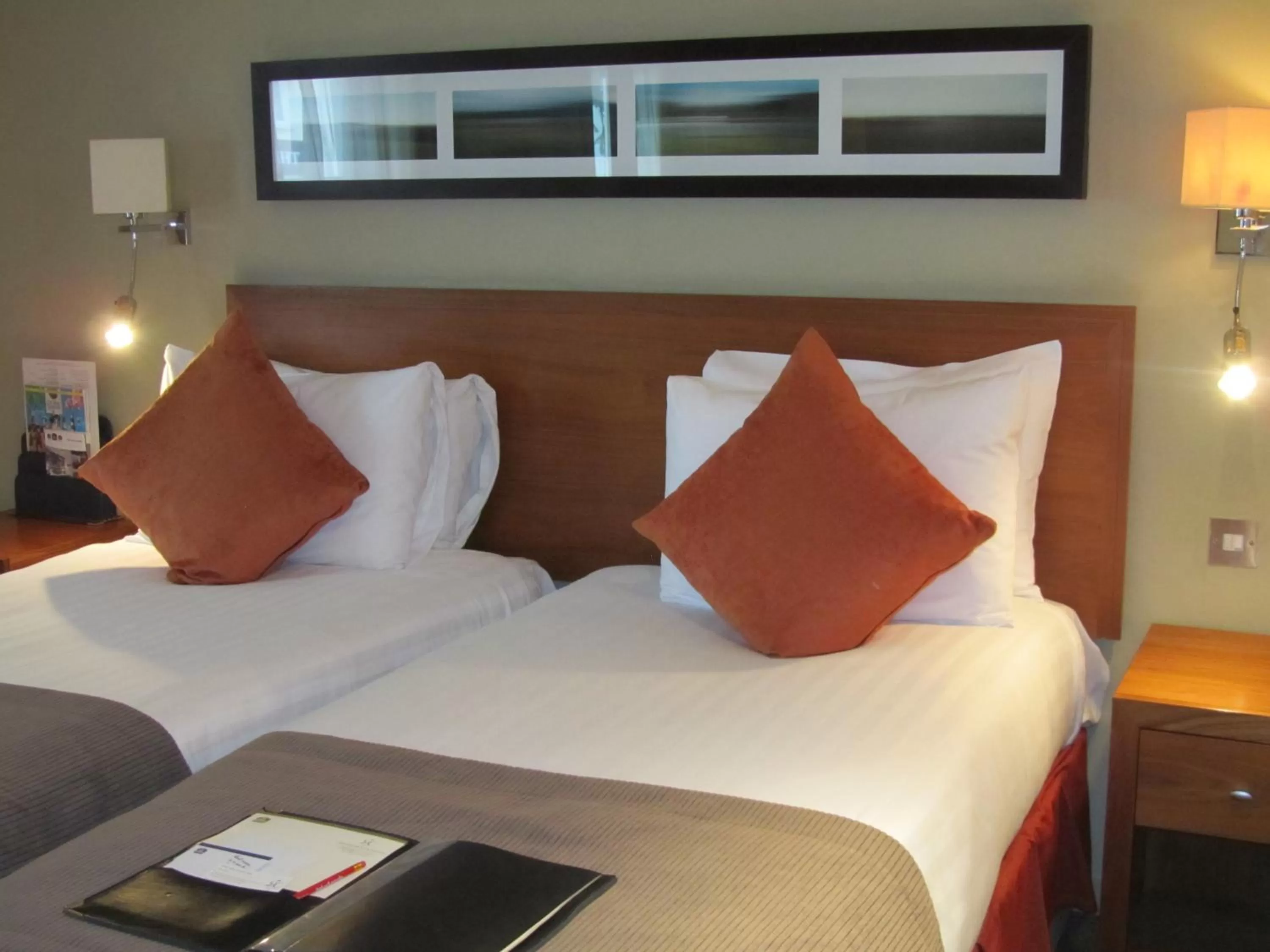 Executive Twin Room in Best Western The Rose & Crown Hotel