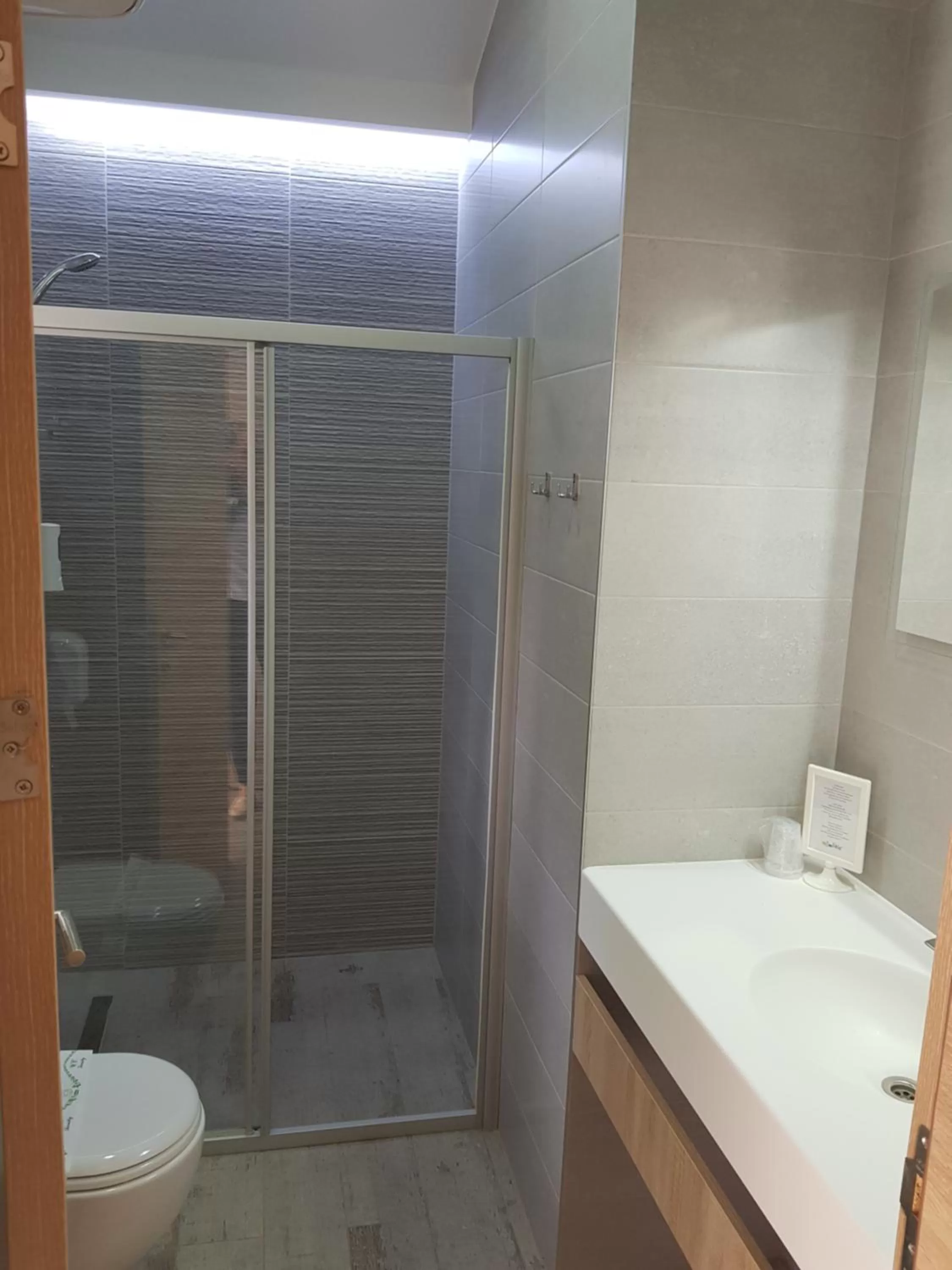 Shower in FoRest Međugorje