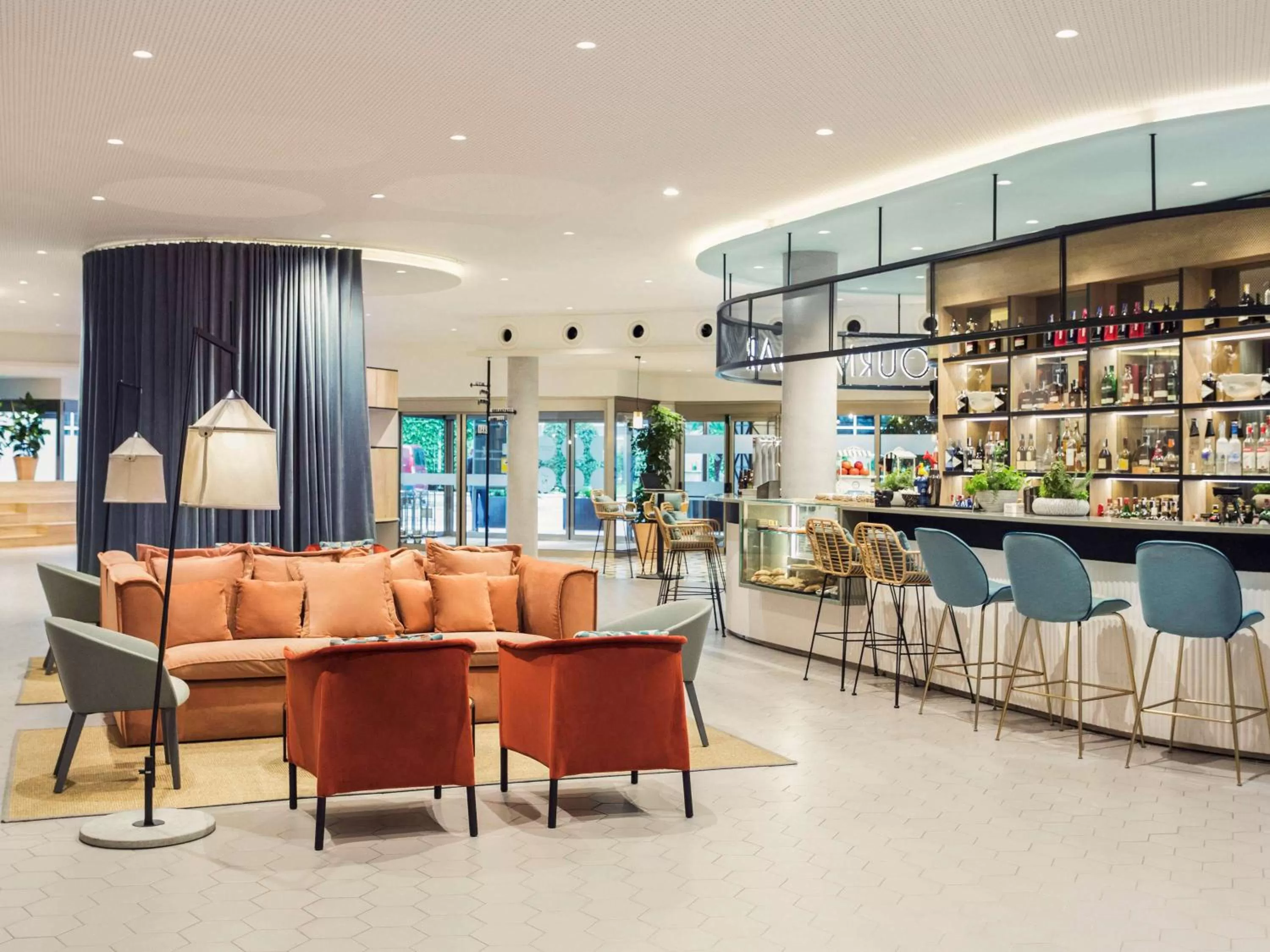 Lounge or bar in Novotel Campo De Las Naciones