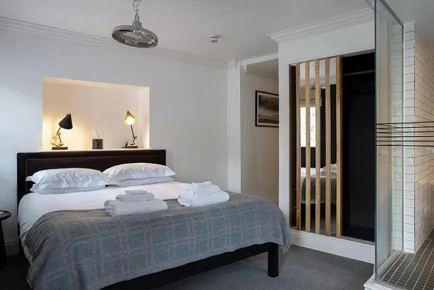 Superior King Room in The Black Bull Inn Superior King Room in The Black Bull Inn