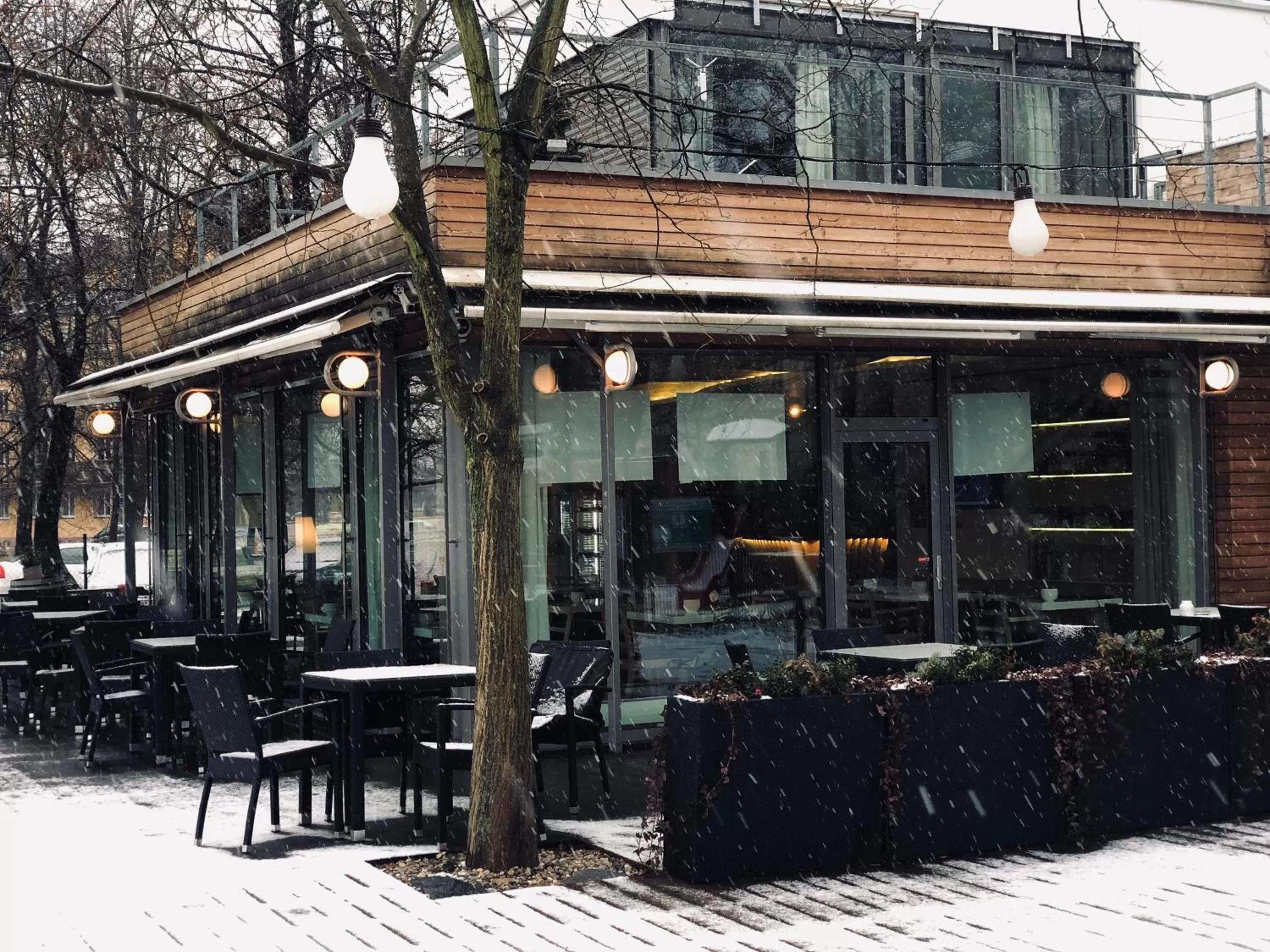 Restaurant/Places to Eat in Atelier Lanna