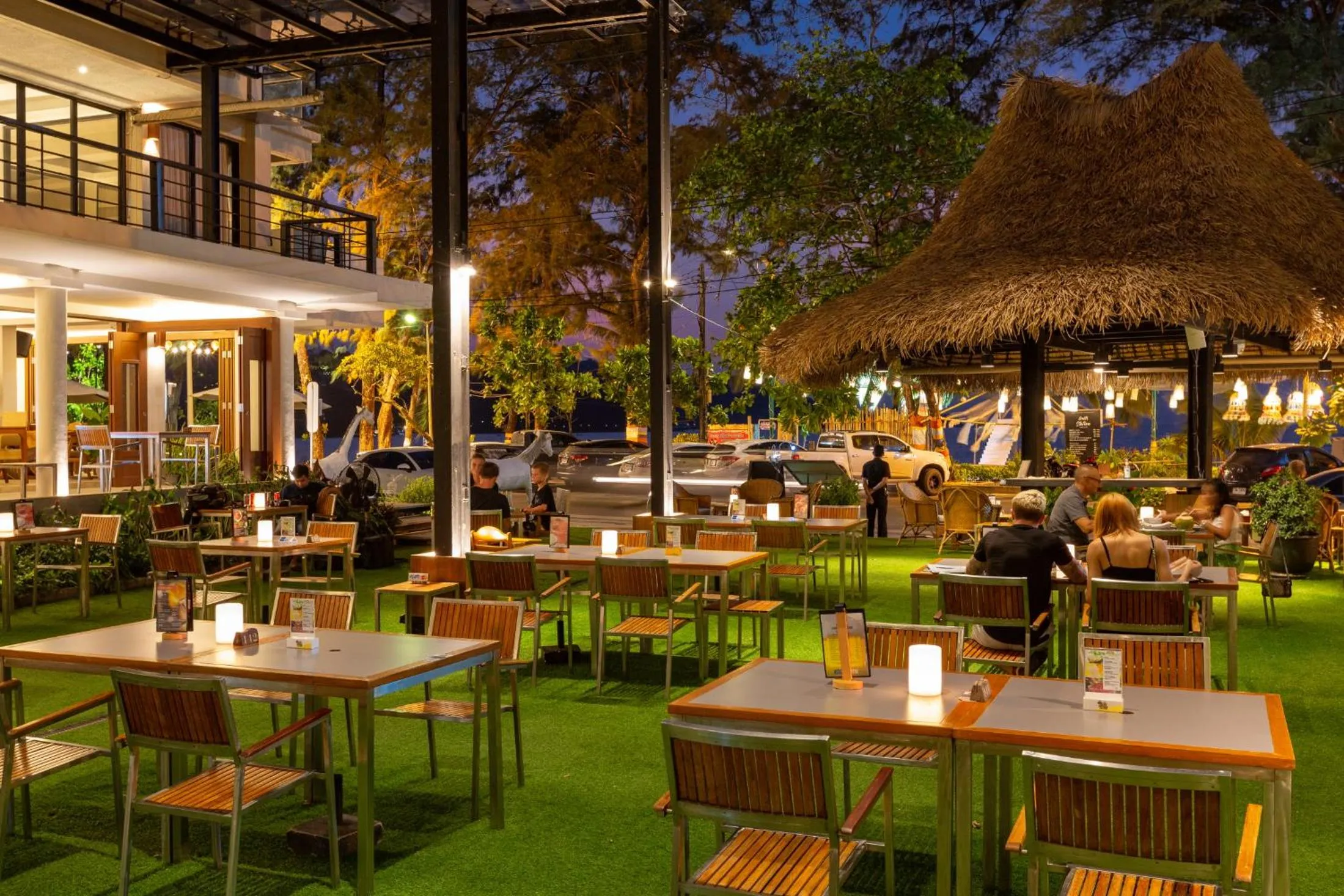 Restaurant/places to eat in Baan Laimai Beach Resort & Spa - SHA Extra Plus