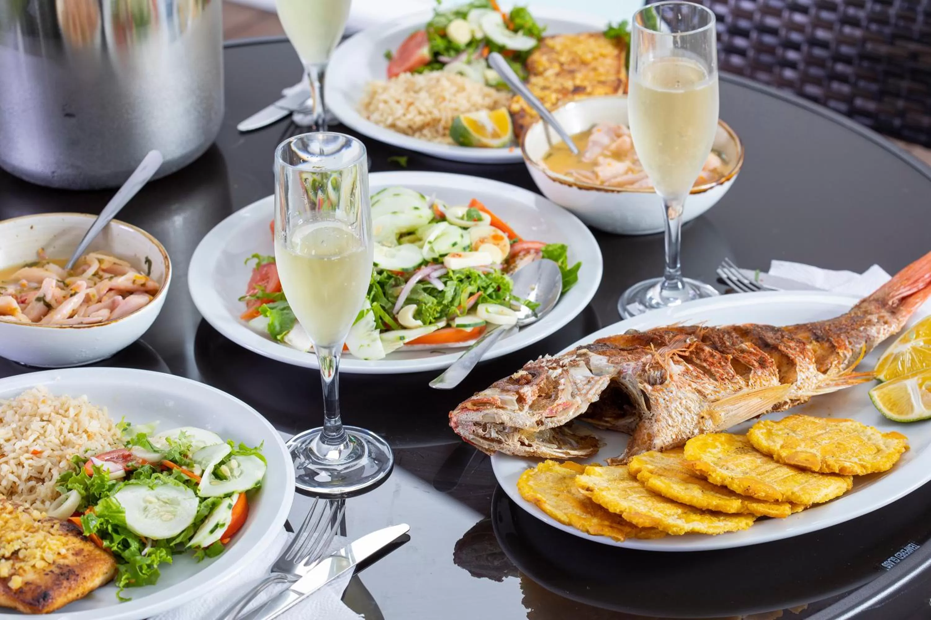 Patio in Pumilio Mountain & Ocean Hotel